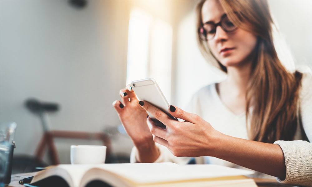 illustration smartphones
