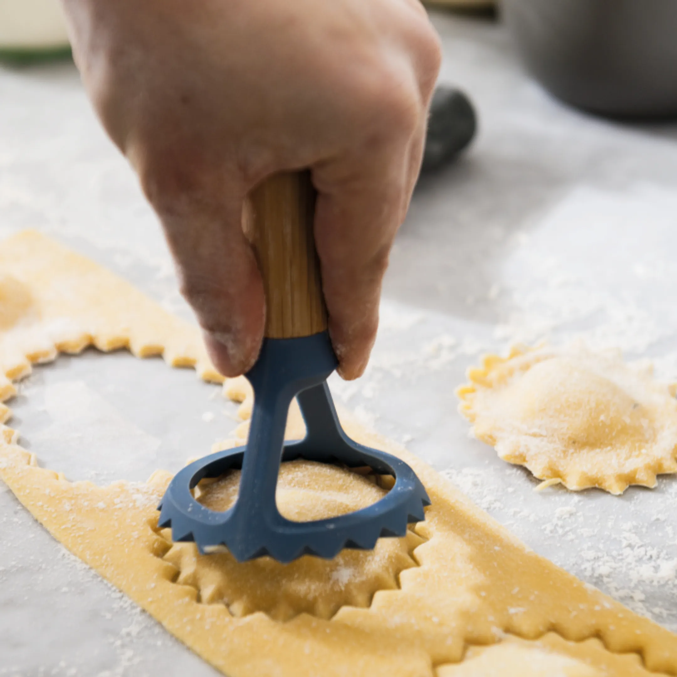 BergHOFF Estampille ravioli - Leo - Bleu image