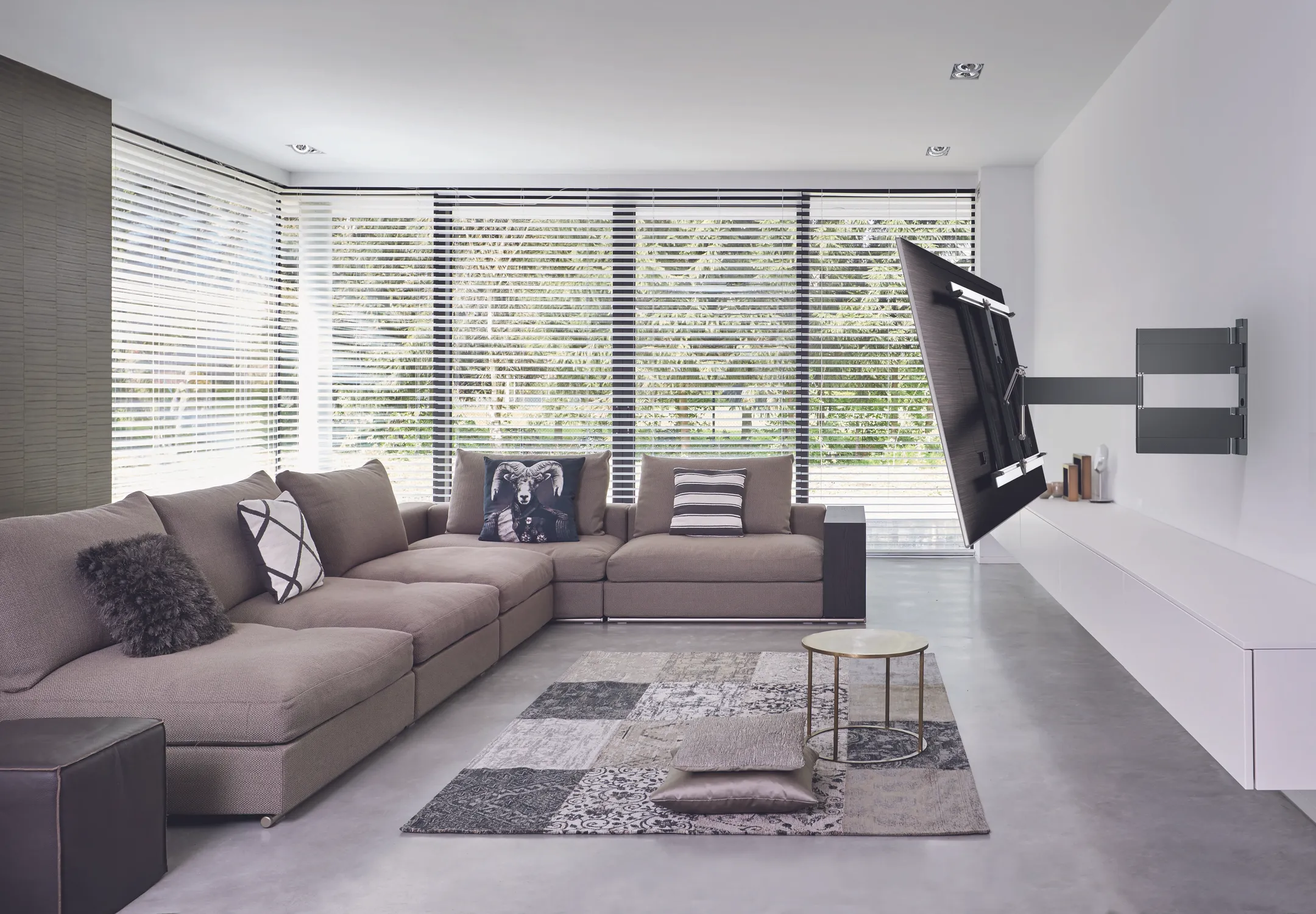 Vogels THIN 545 Support TV 40-65 pouces - Mur image