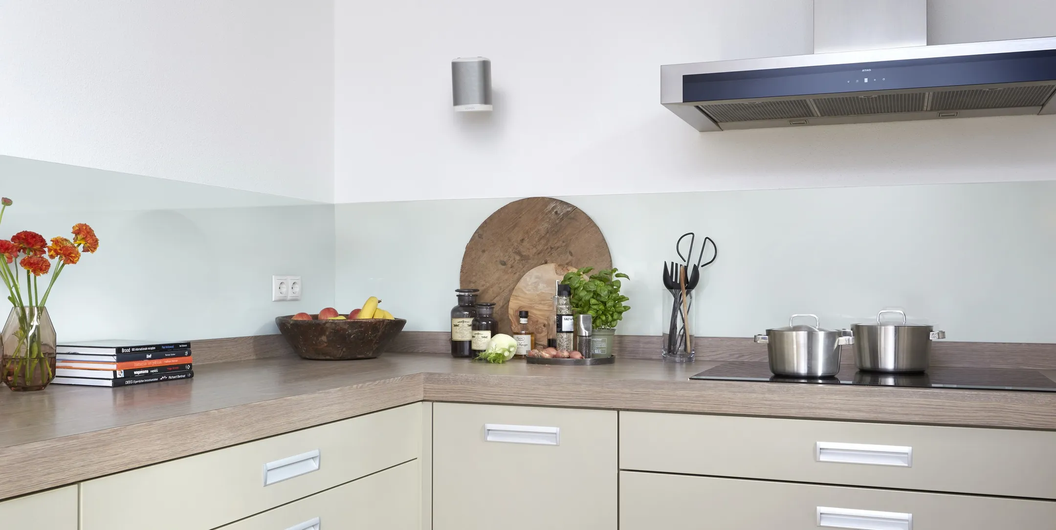 Vogels Vogel's SOUND 4201 - Support mural pour Sonos PLAY:1 (blanc) image