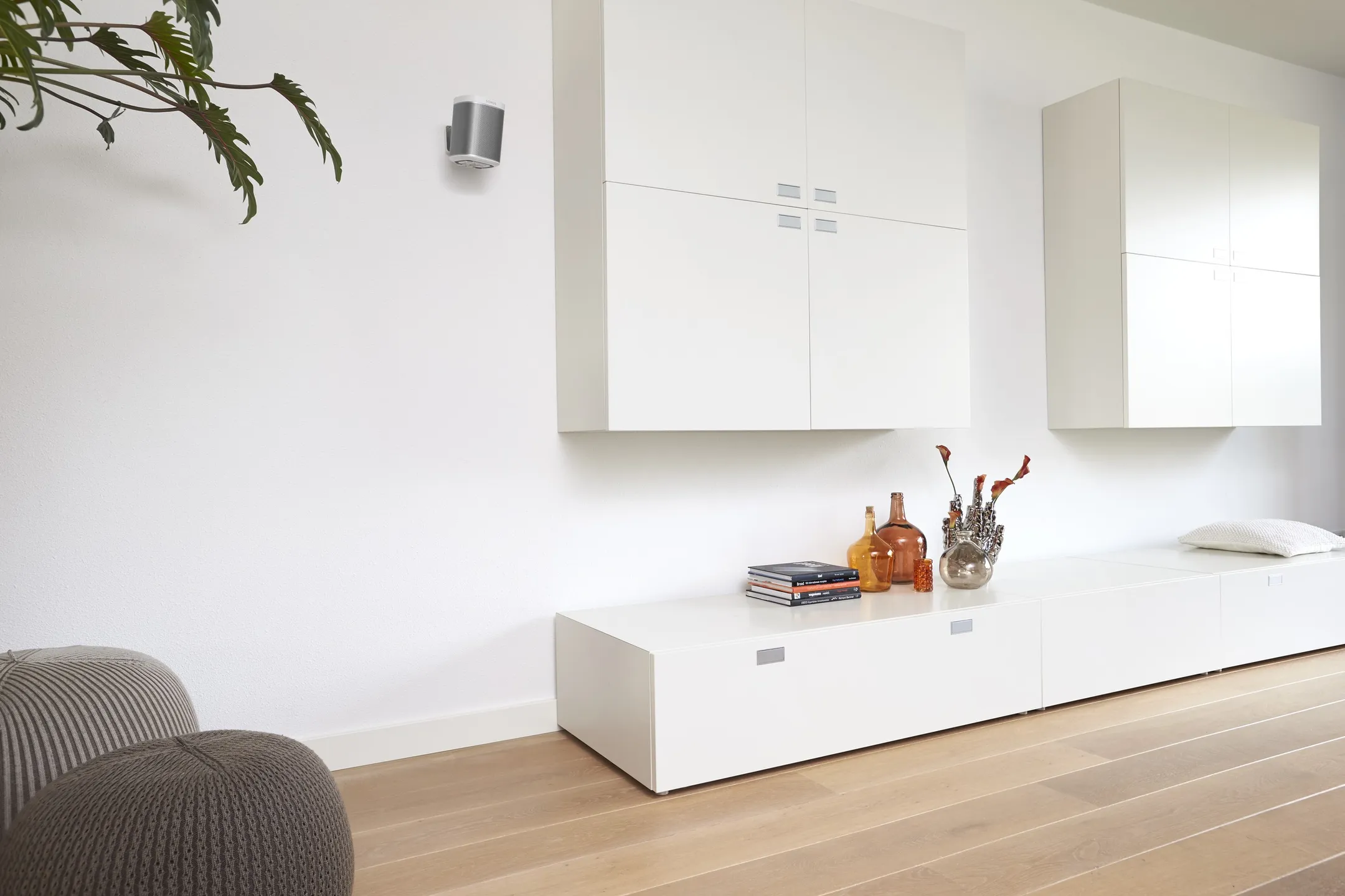 Vogels Vogel's SOUND 4201 - Support mural pour Sonos PLAY:1 (blanc) image