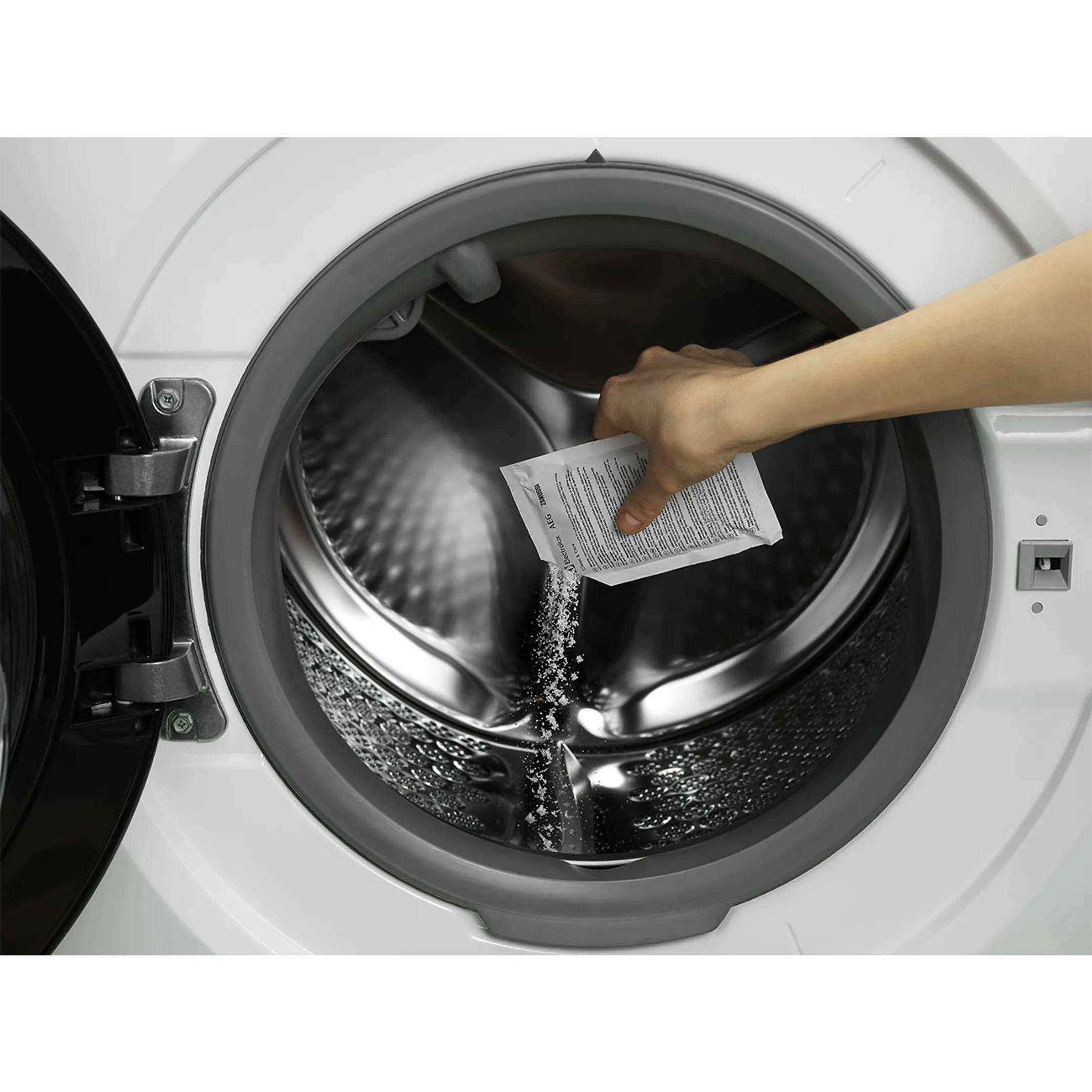 Electrolux Clean & care 3-in-1 M3GCP400 image
