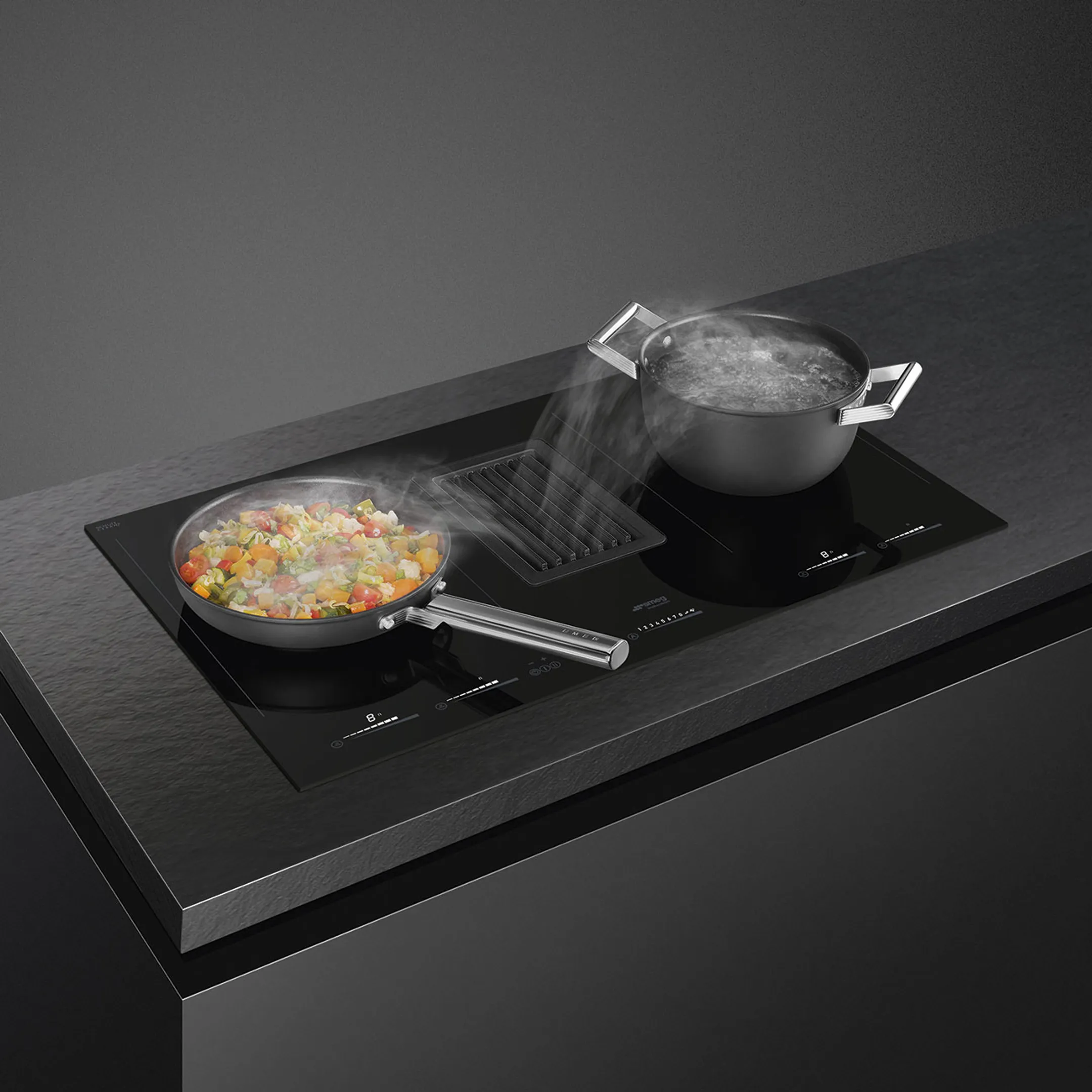 Smeg Taque avec hotte intégrée HOBD682D image