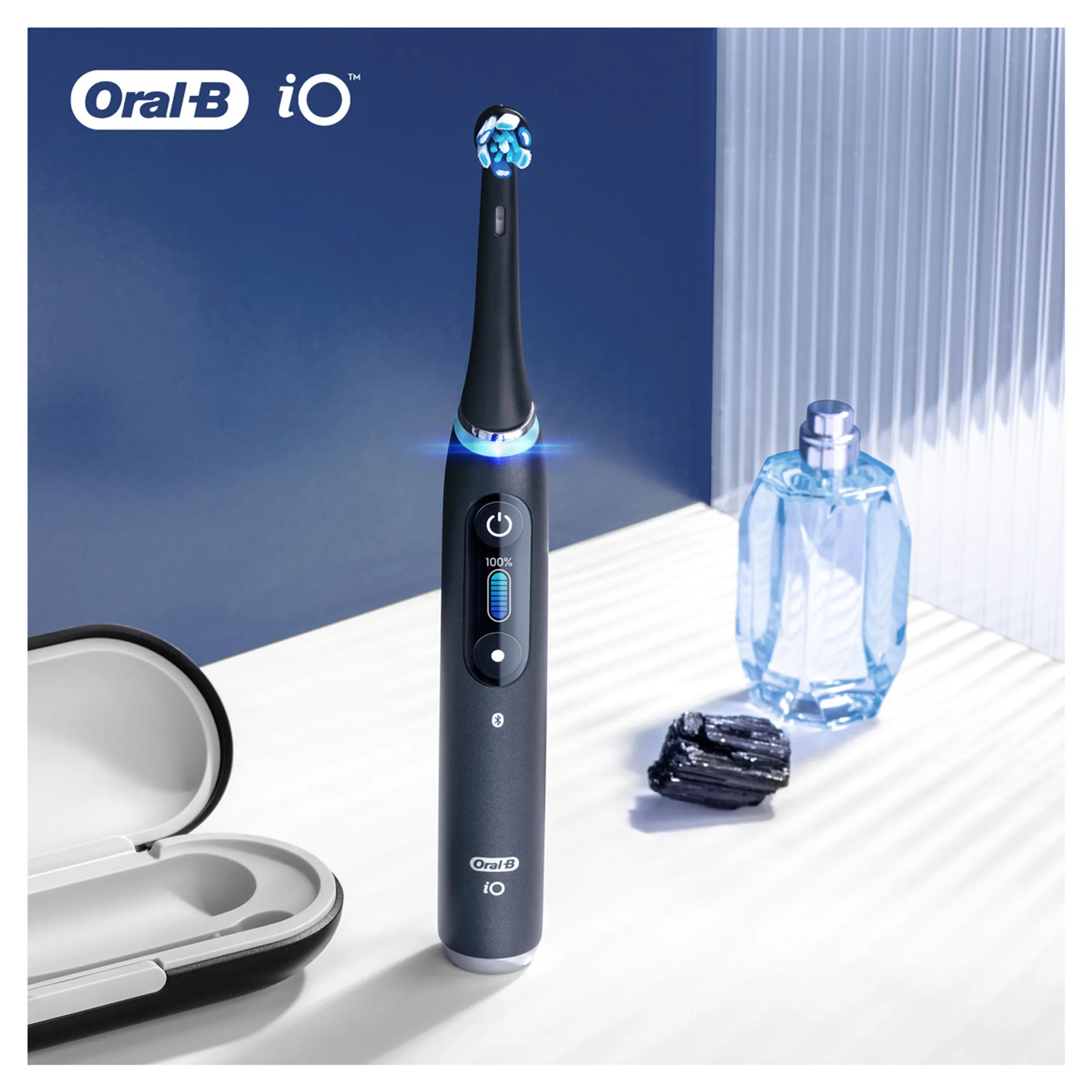 Oral-B iO Ultimate Clean Opzetborstels Zwart - 4st image