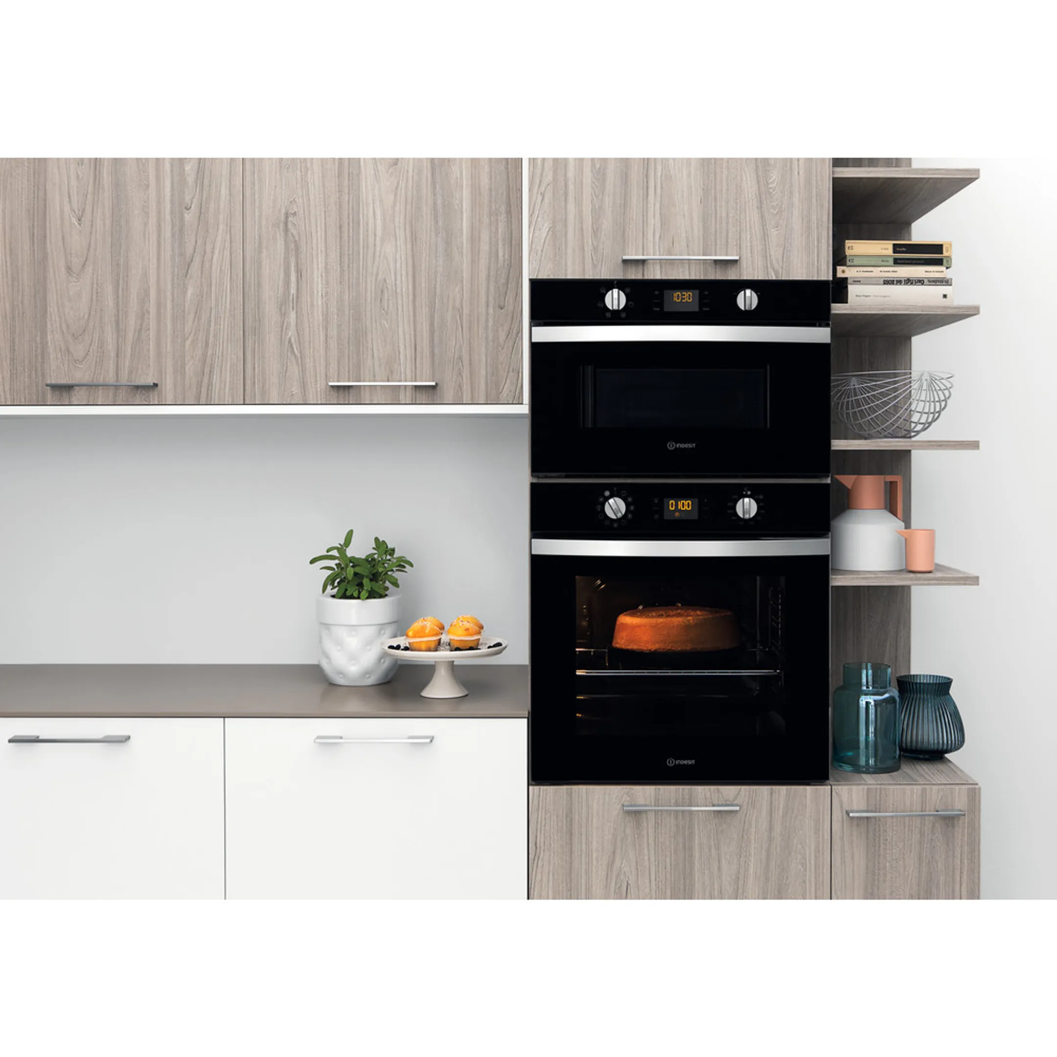 Indesit Four encastrable IFW 4844 H BL image