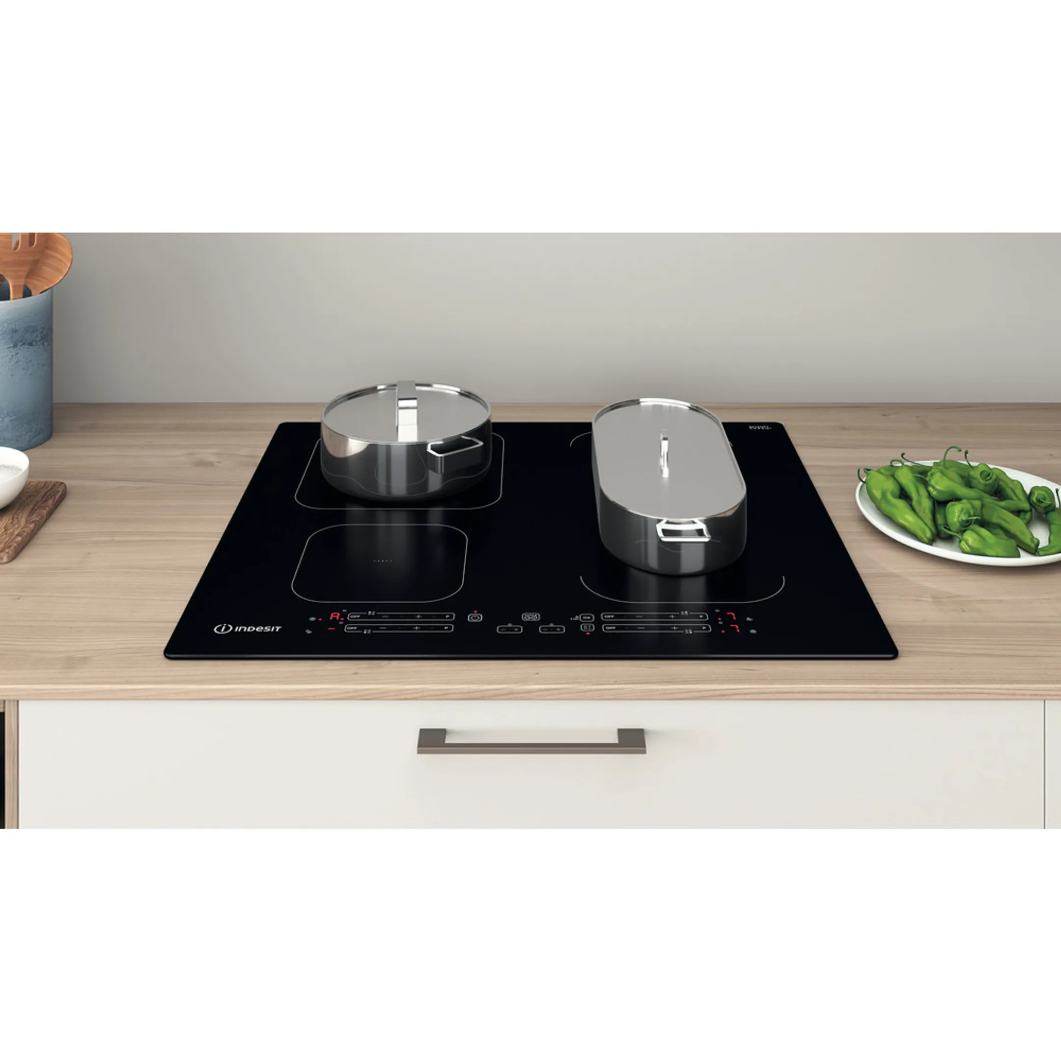 Indesit Taque induction IB65B60NE image