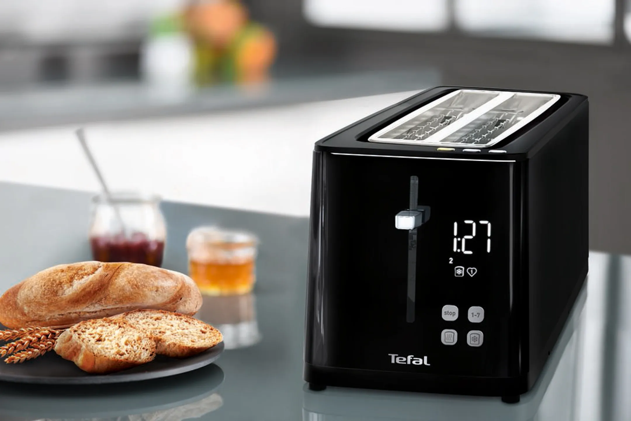 Tefal Grille-pain Smart' n Light TL640810 image