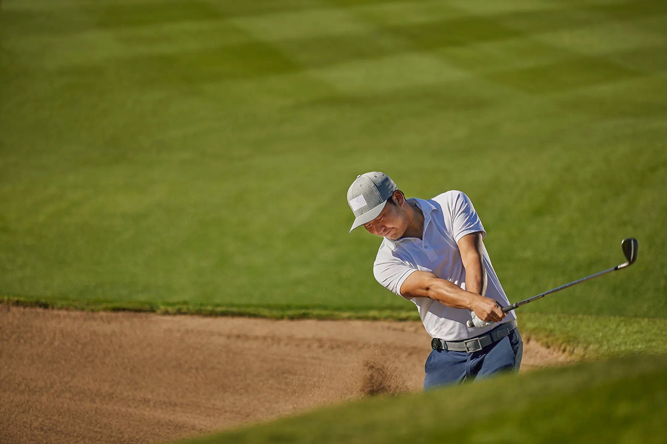 Garmin Approach® G12 GPS golf handheld image