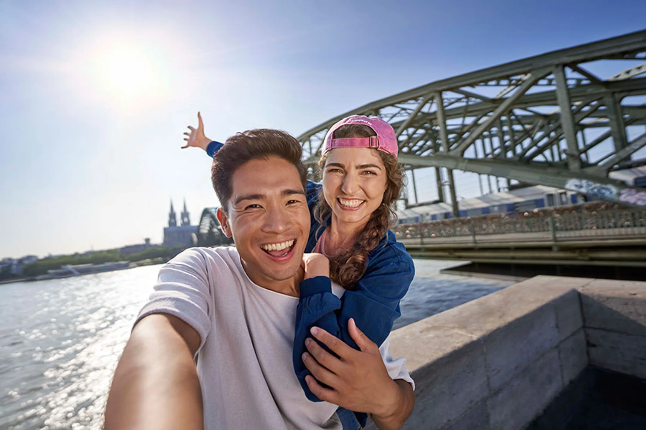 Sony Appareil photo vlog ZV-E10 + 16-50 mm image