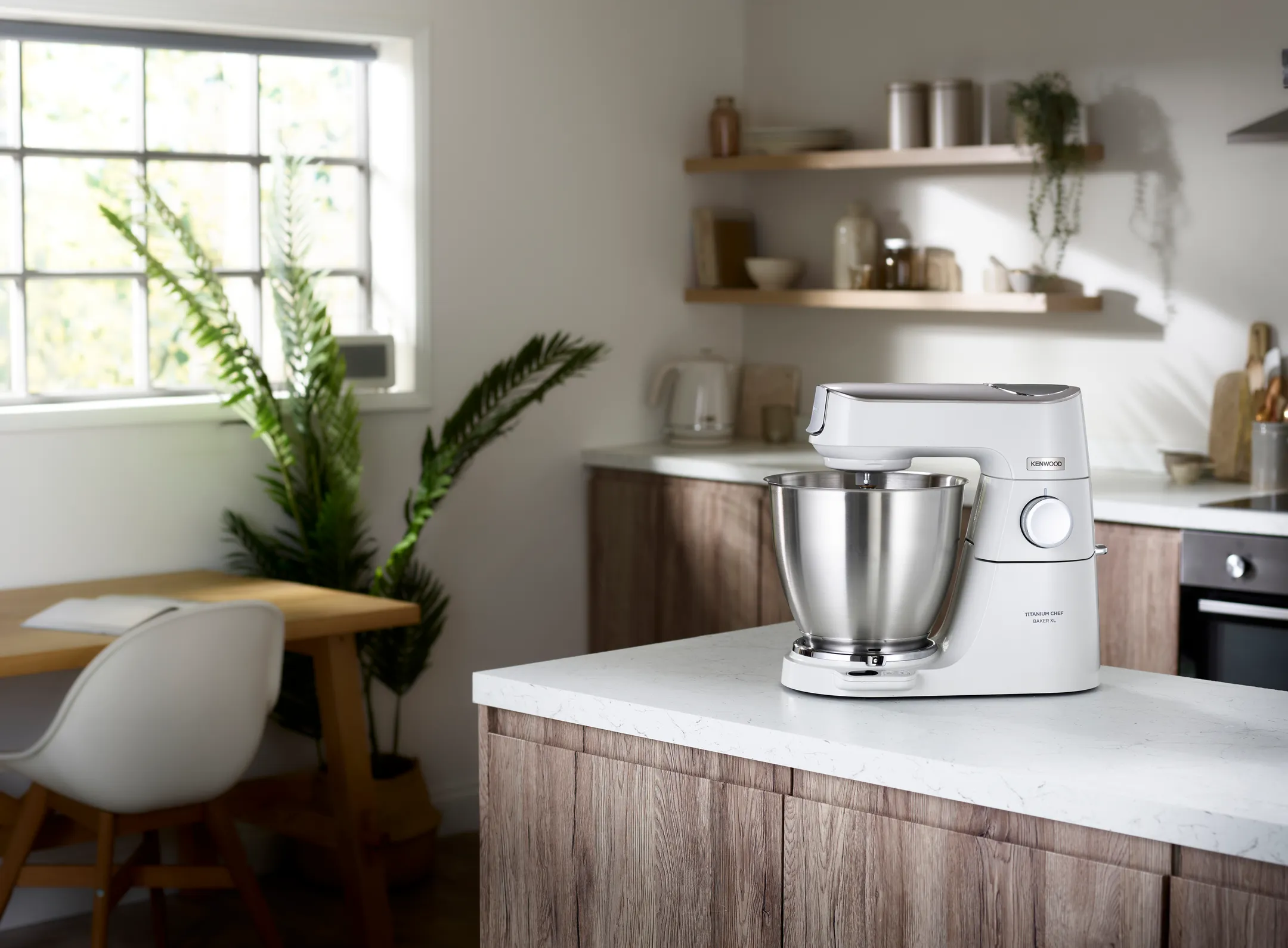 Kenwood Keukenrobot Titanium Chef Baker XL met geïntegreerde weegschaal KVL65.001WH image