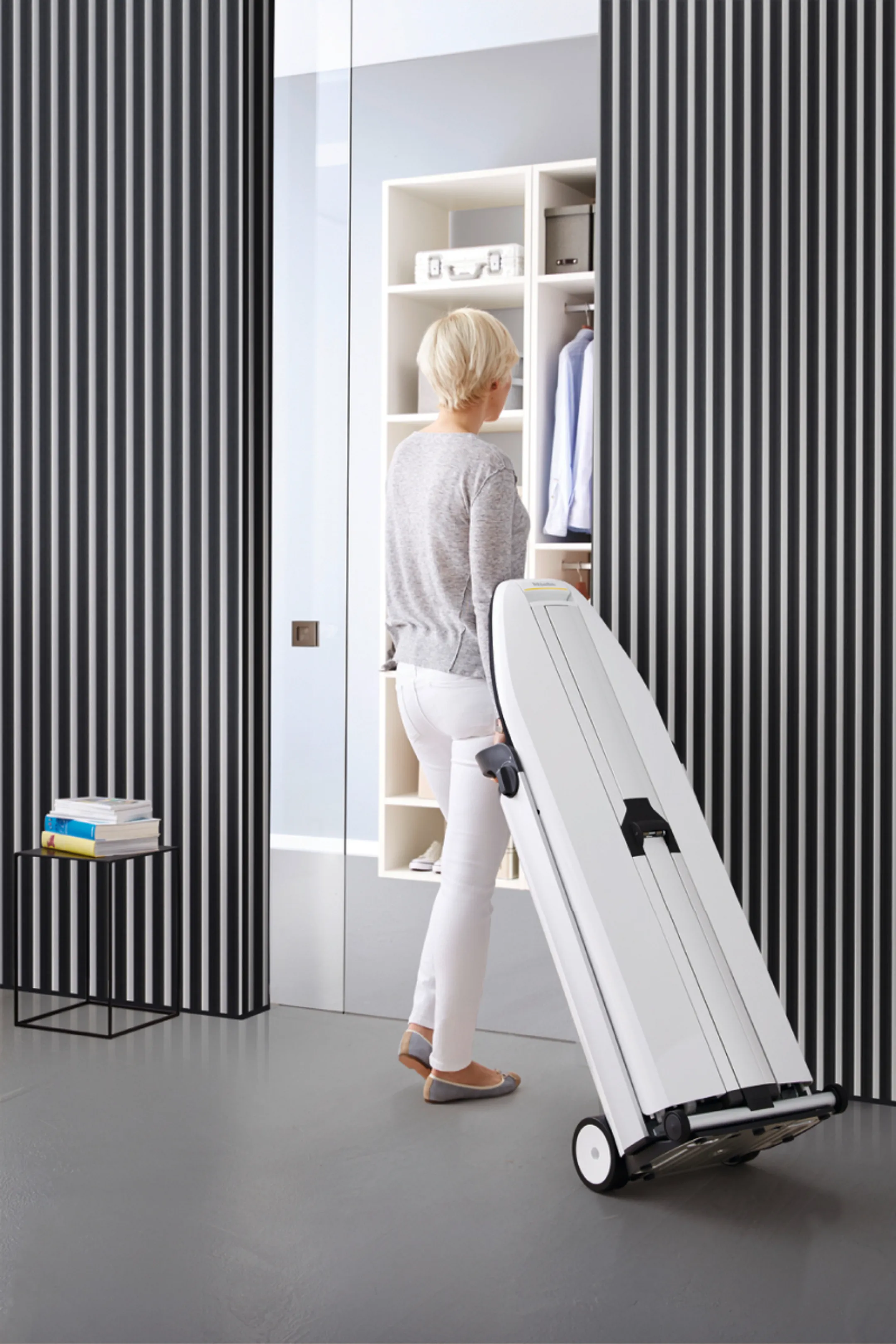 Miele Actieve strijkplank B4312 FashionMaster image