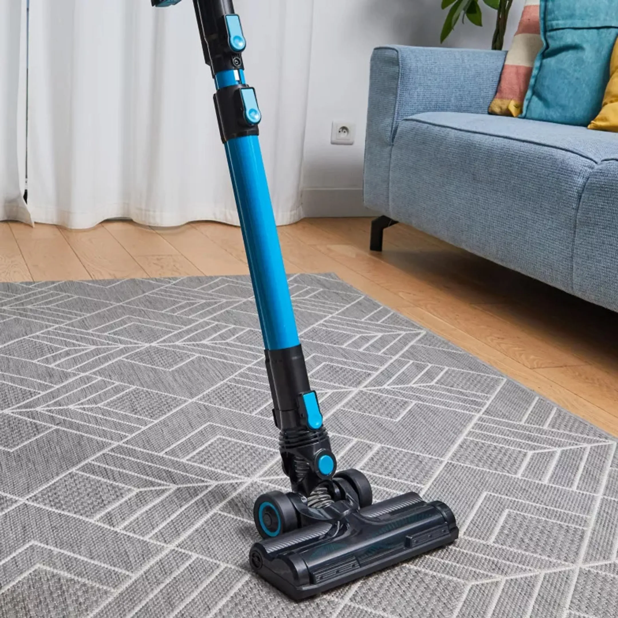 Essentiel-B Aspirateur balai 216 Pet Aqua image