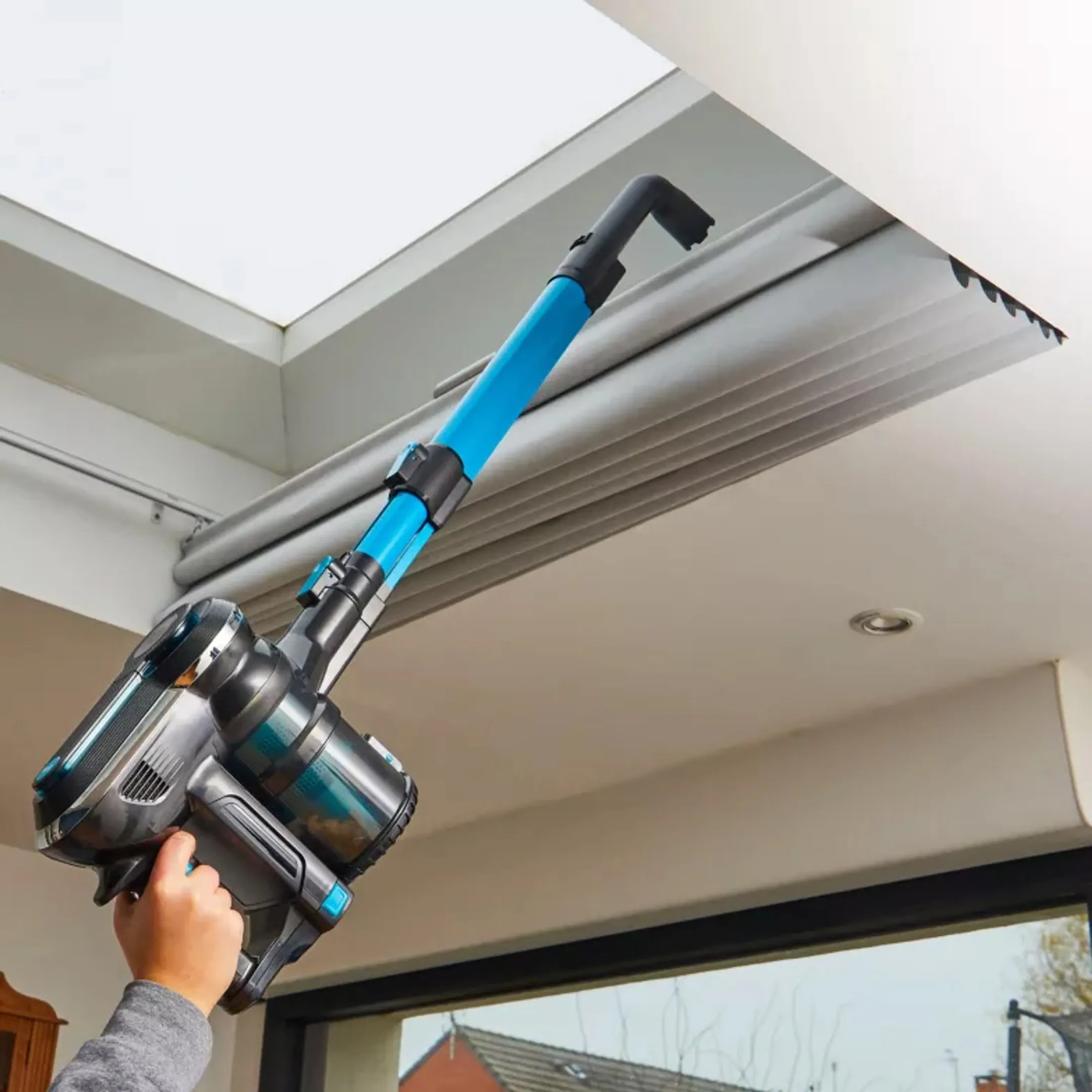 Essentiel-B Aspirateur balai 216 Pet Aqua image