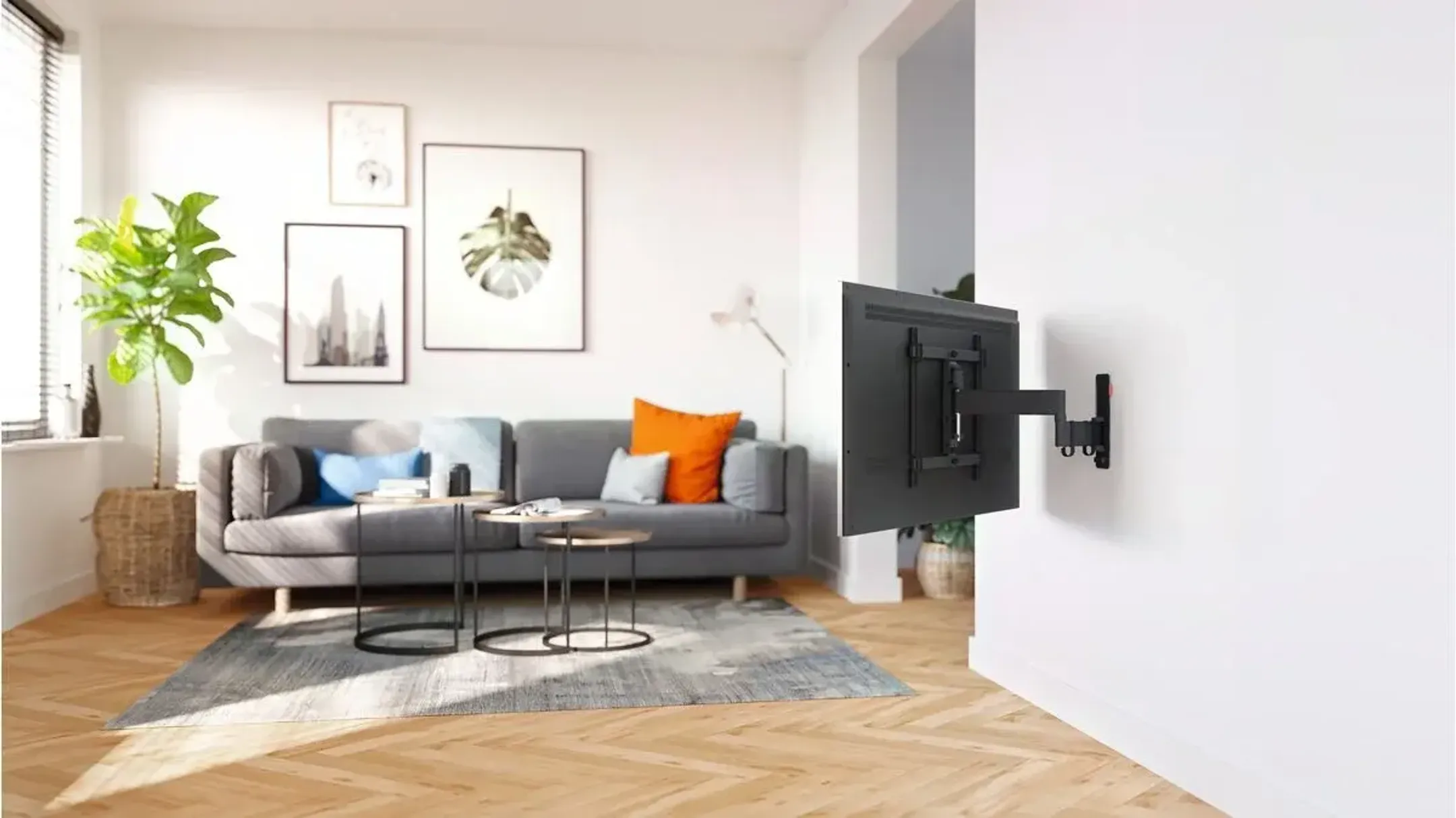 Vogels Draaibare beugel voor TV t/m 65" - TVM 3445 image