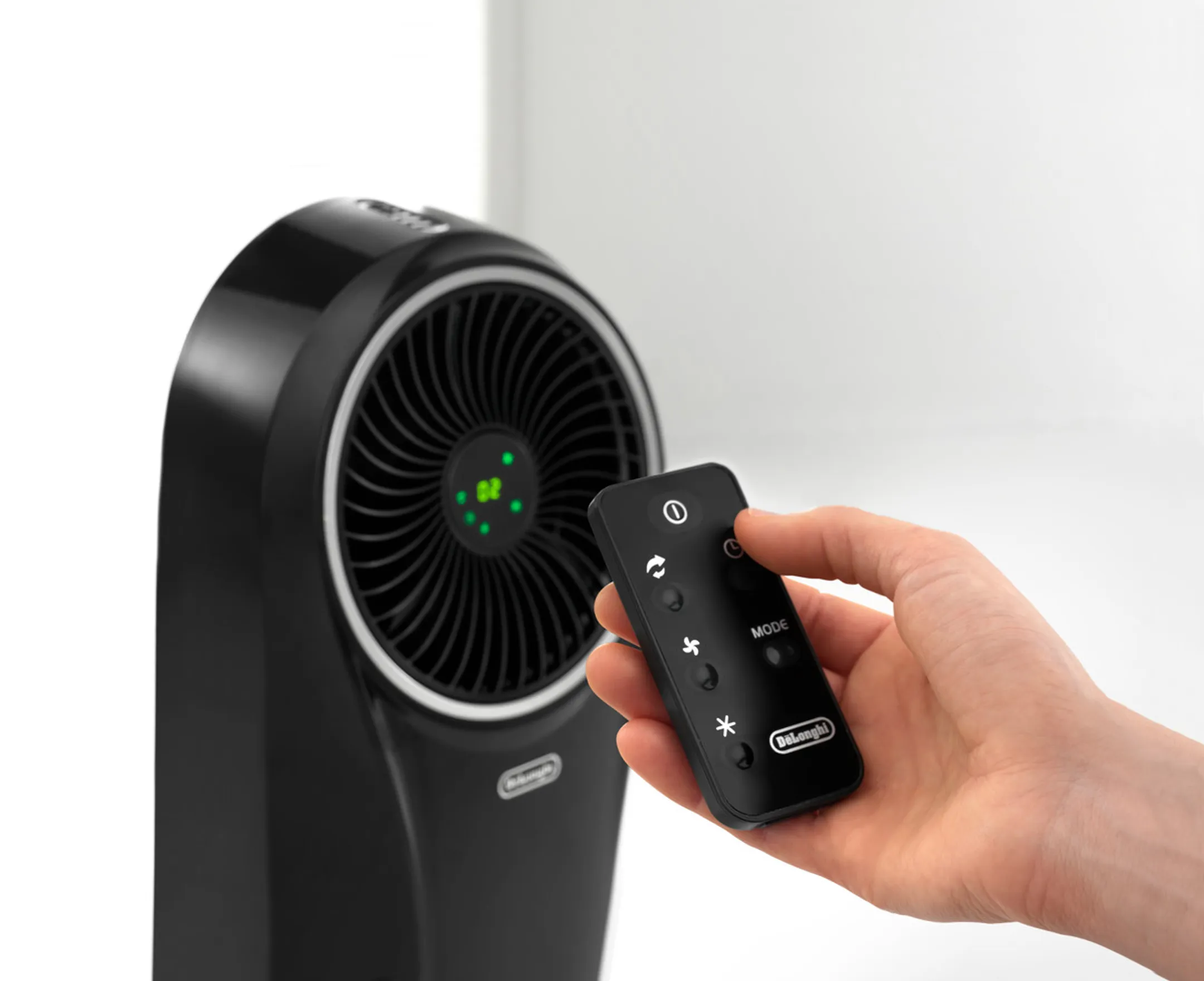 De'Longhi Aircooler EV250BK image