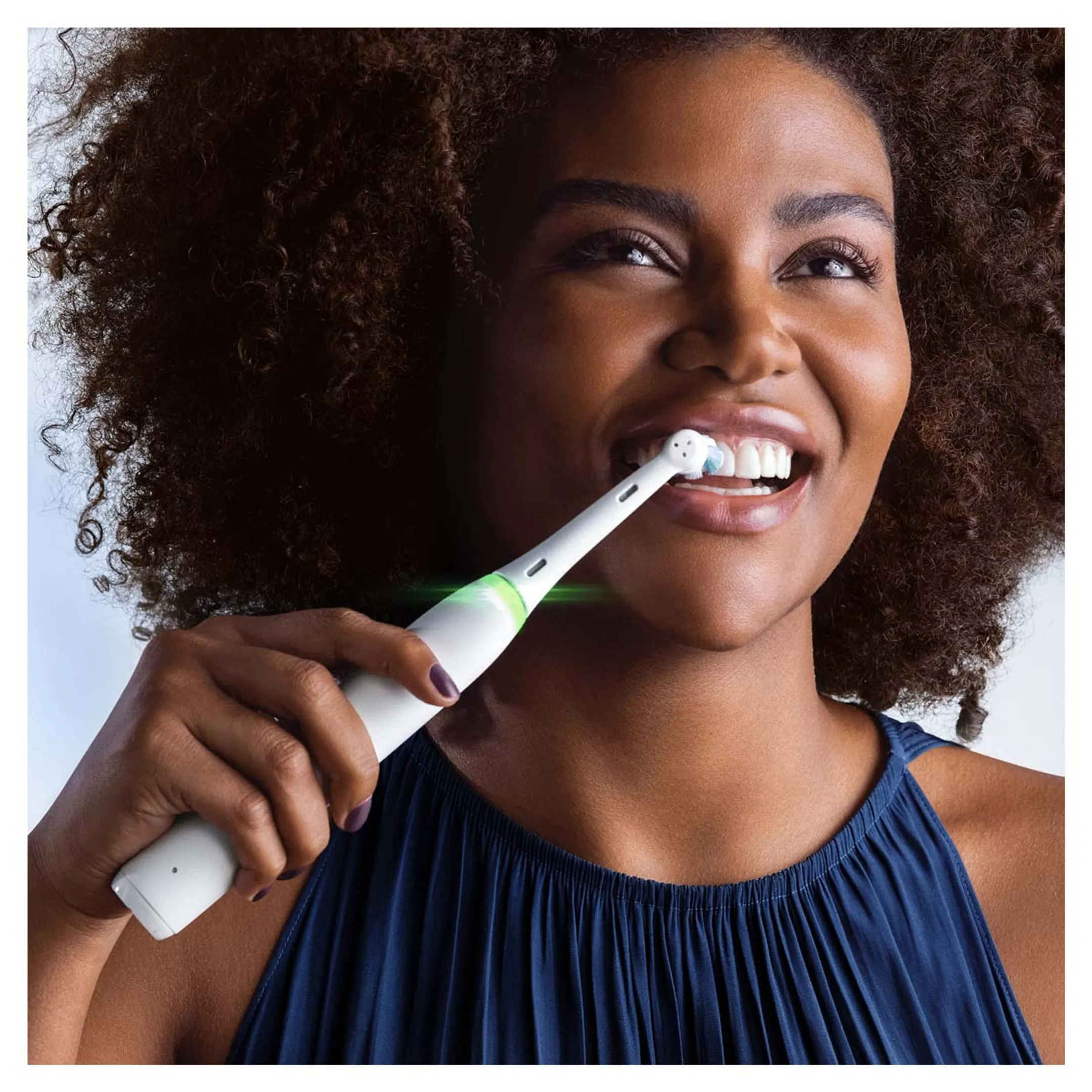 Oral-B Brosse à dents électrique IO5S WHITE image