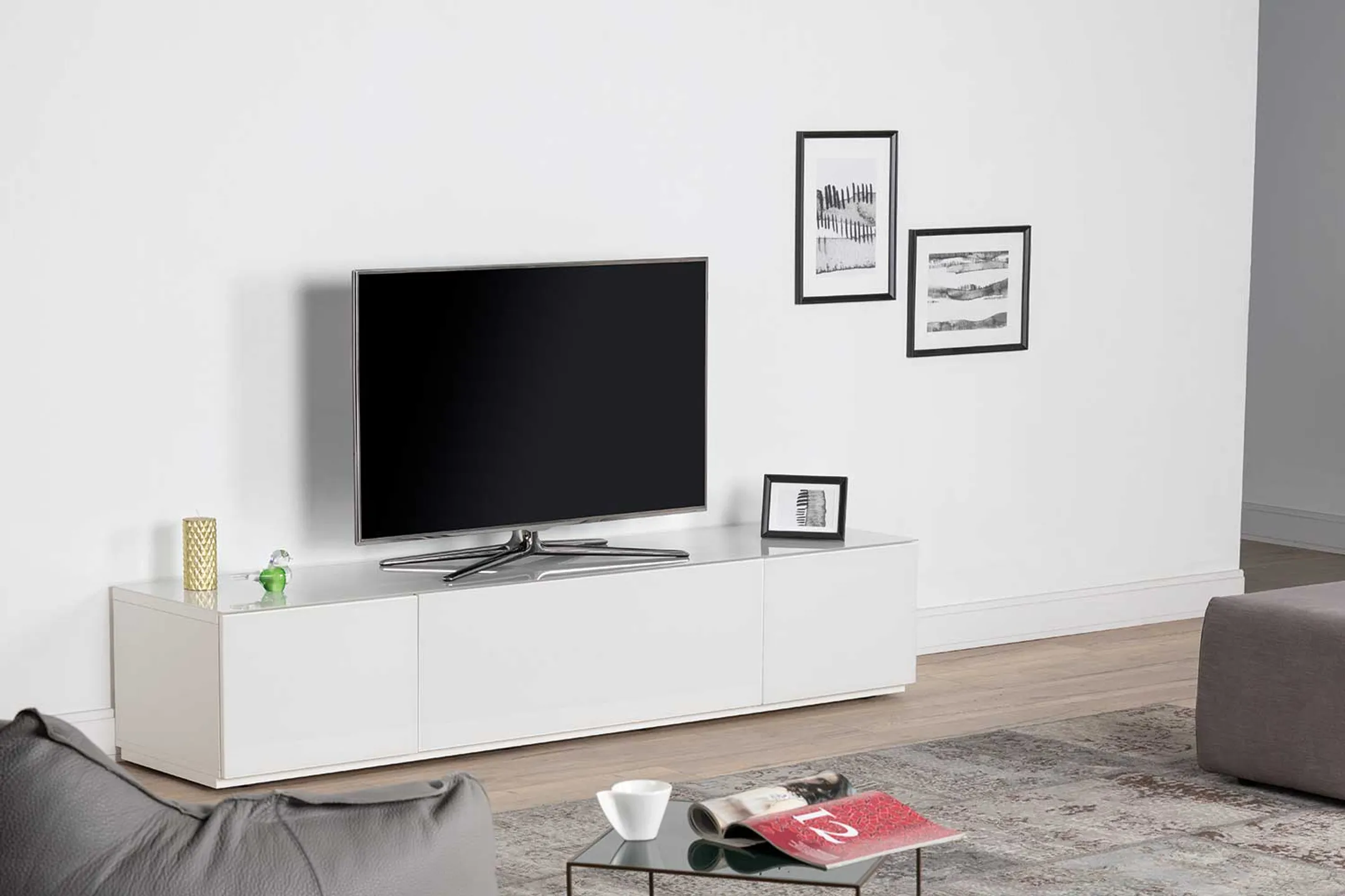 Sonorous STA-200 F avec panneau frontal High Gloss pour TV à 85" - Blanc image