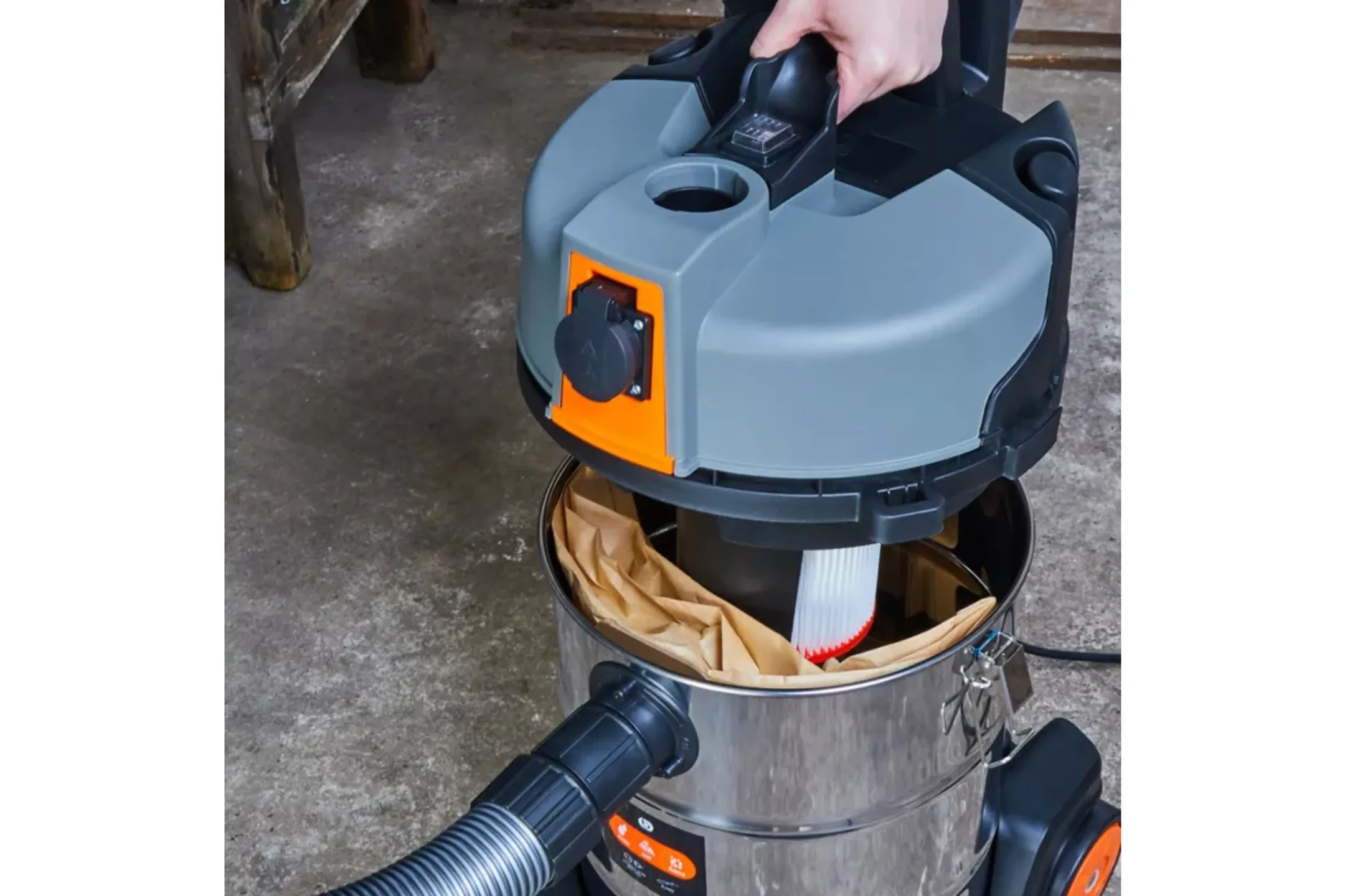 Essentiel-B Nat- en Droogzuiger EAC 301 image