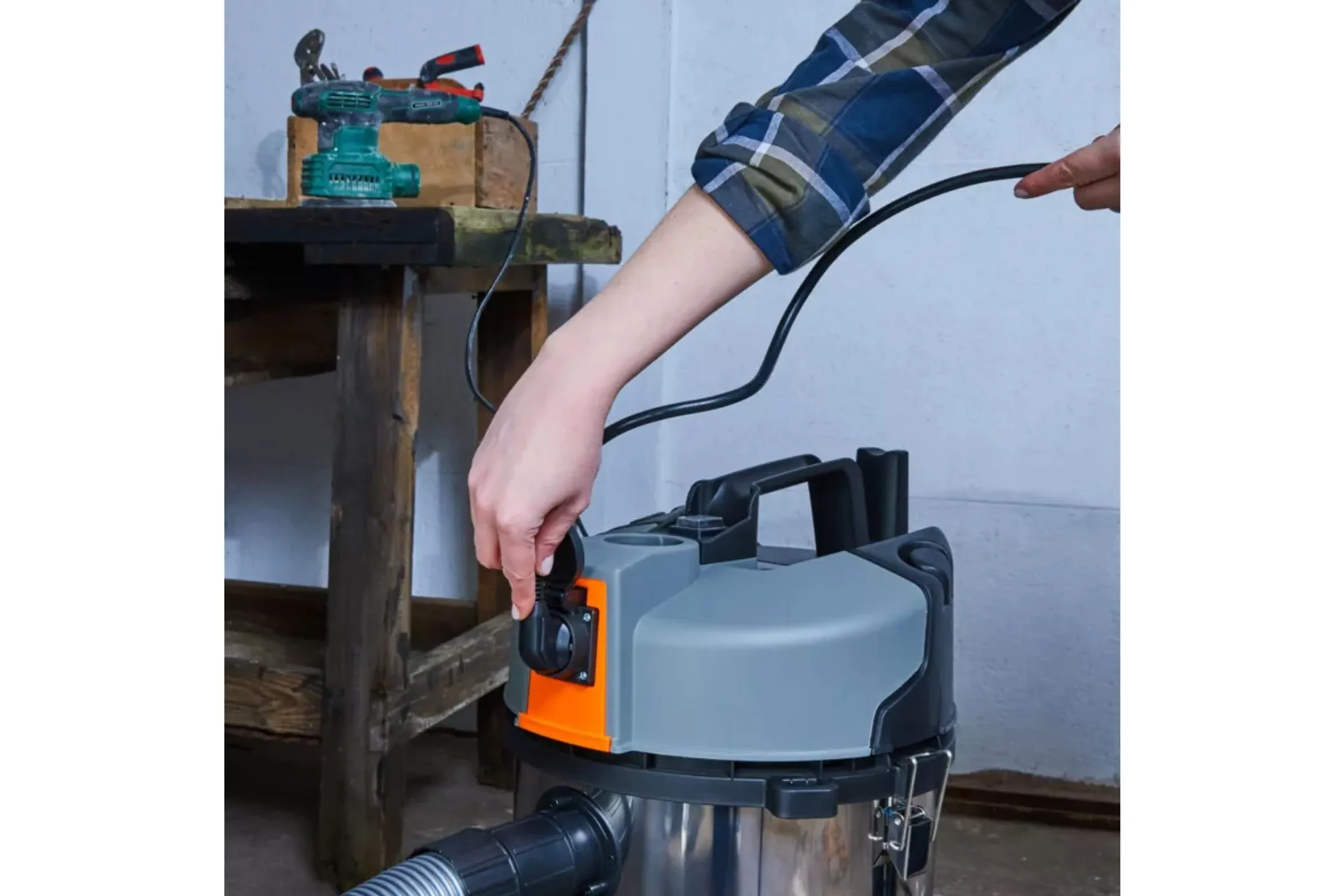 Essentiel-B Nat- en Droogzuiger EAC 301 image