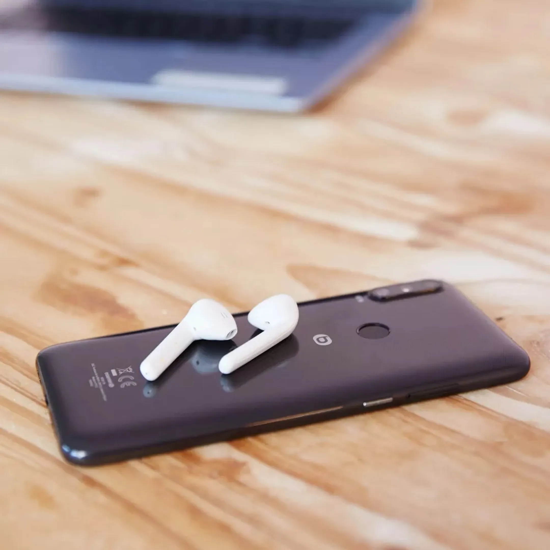 Essentiel-B EBTWS00 draadloze oortjes - Wit image