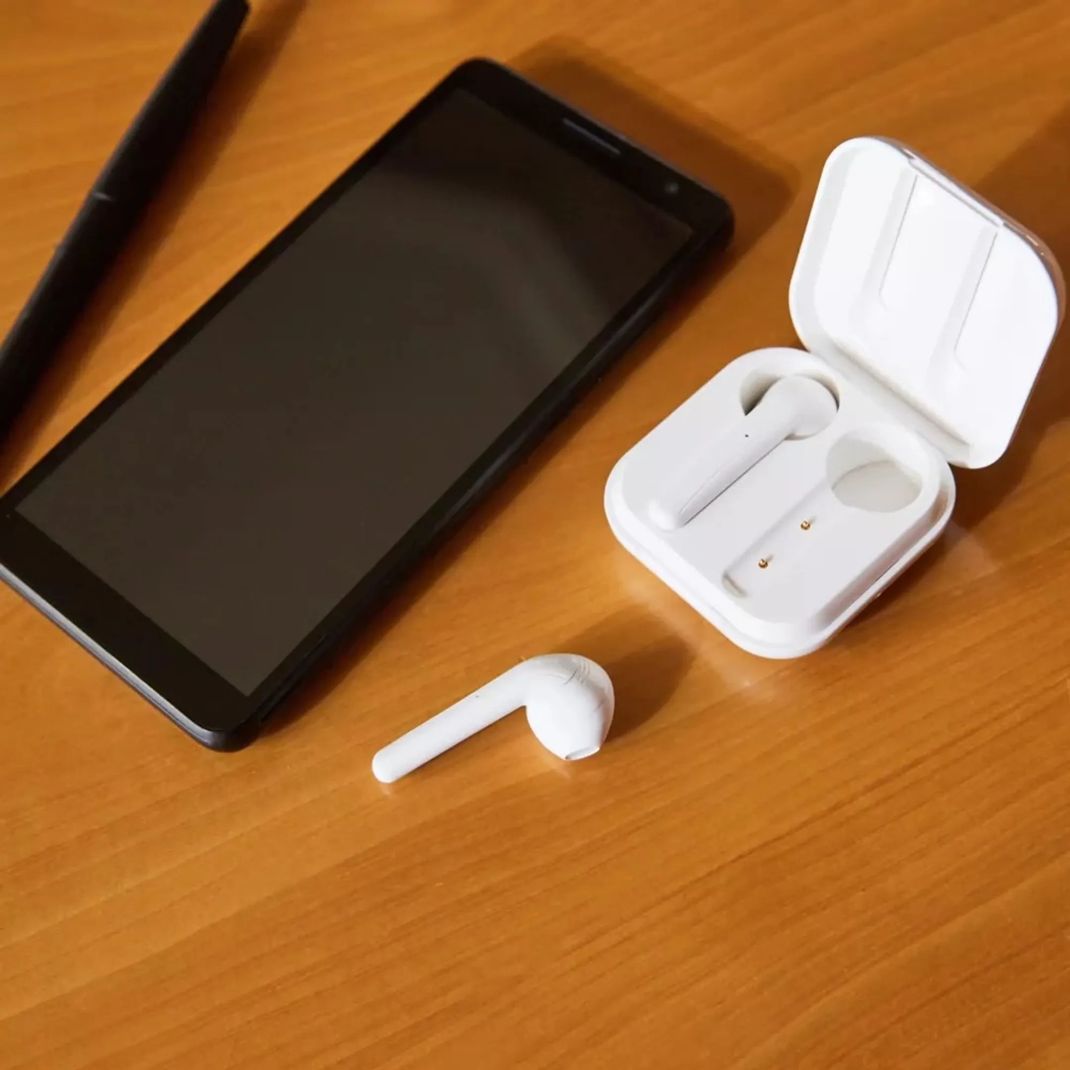 Essentiel-B EBTWS00 draadloze oortjes - Wit image