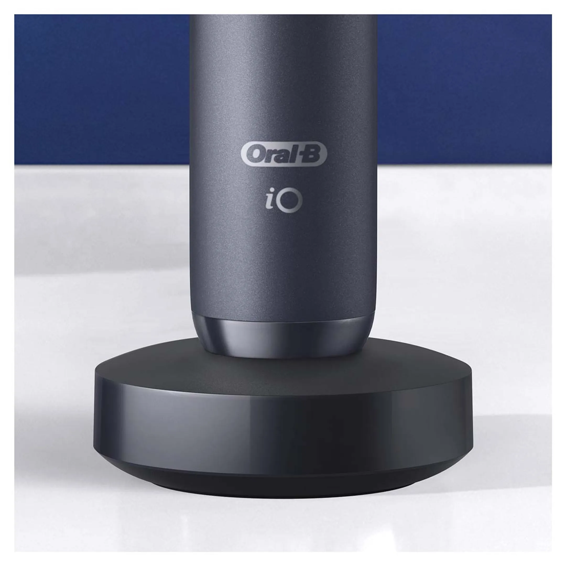 Oral-B Brosse à dents électrique IO8S BLACK ONYX (+1 REFILL) image