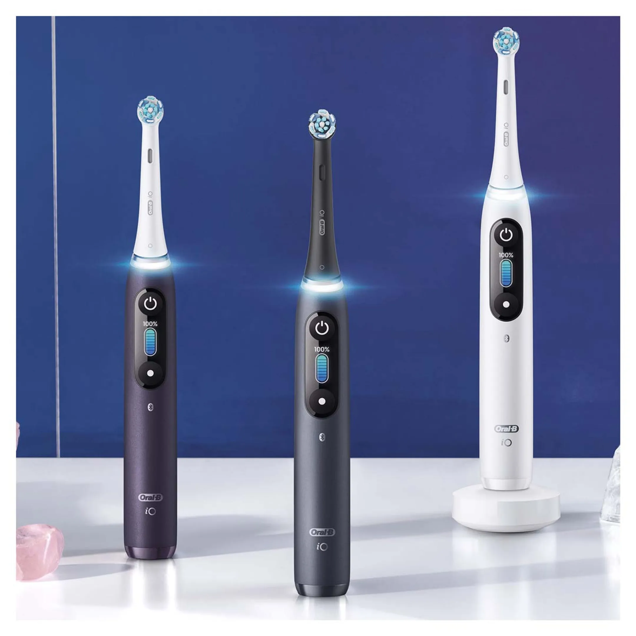 Oral-B Brosse à dents électrique IO8S BLACK ONYX (+1 REFILL) image