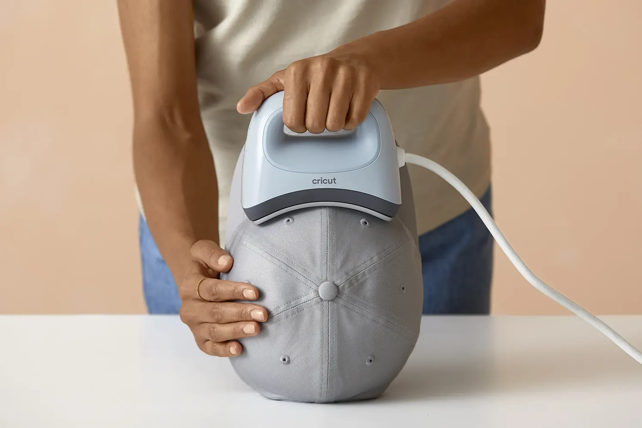 Cricut Hat Press™ - Presse de casquettes image