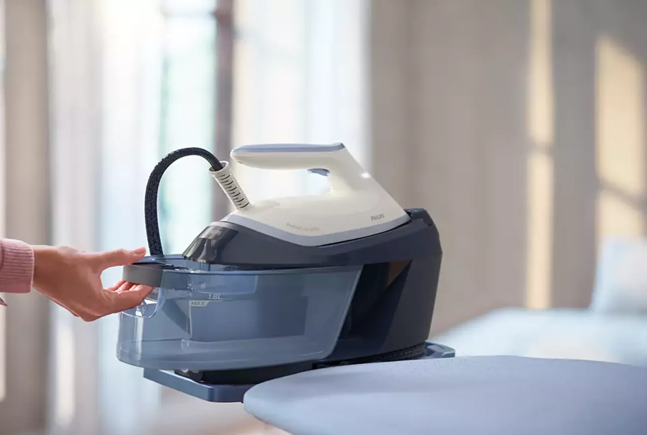 Philips Centrale vapeur PerfectCare 6000 Series PSG6026/20 image