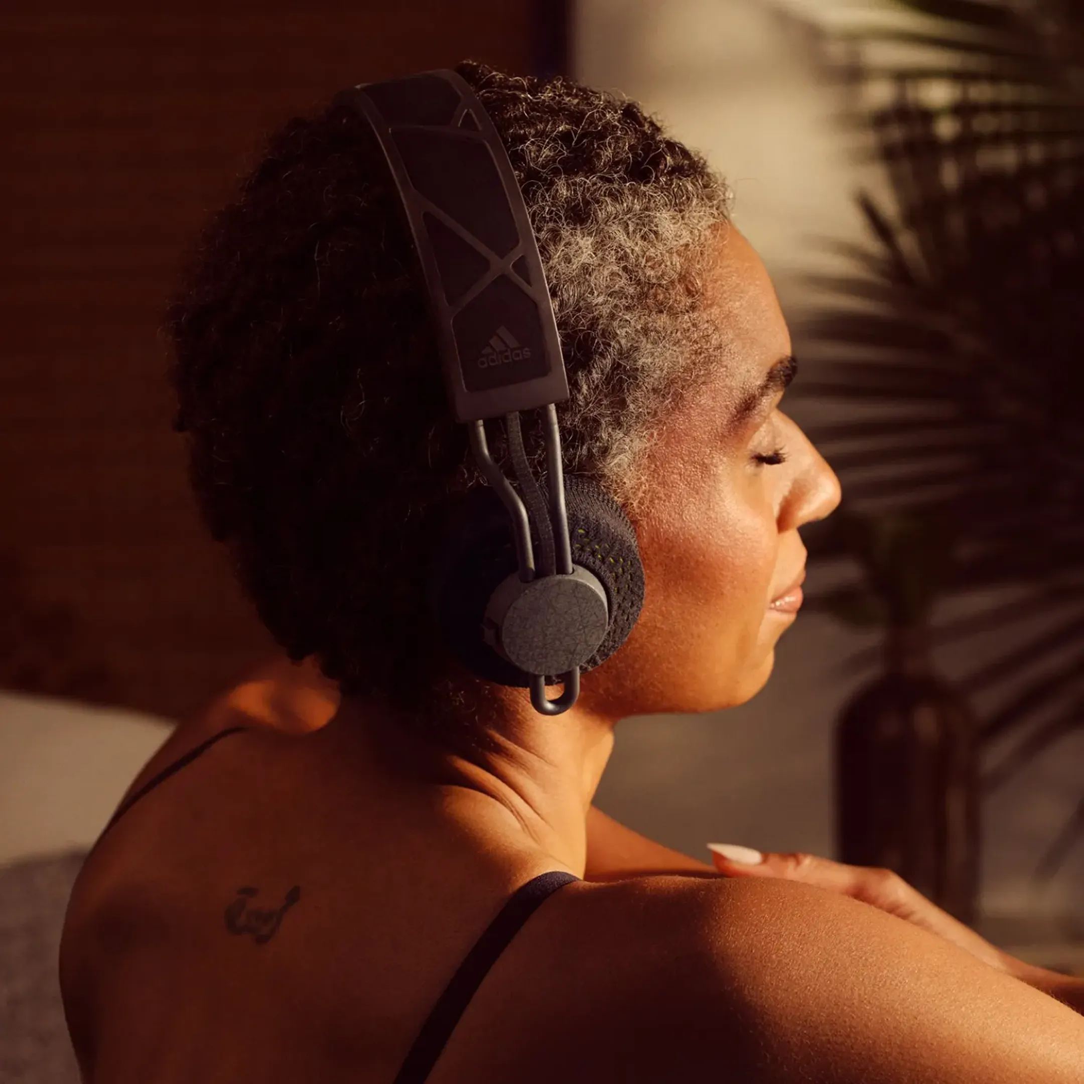 Adidas koptelefoon RPT-02 SOL - Zwart image
