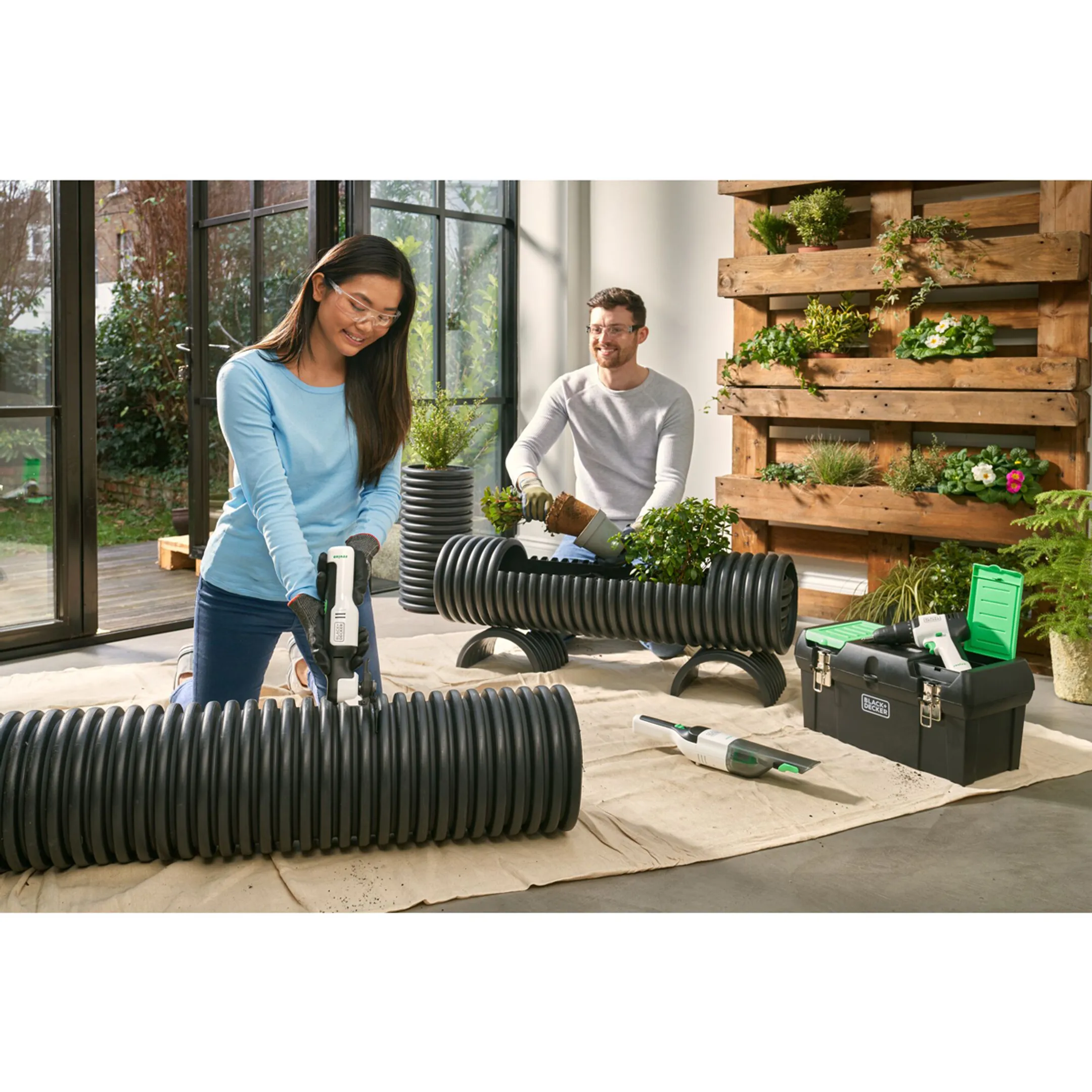 BLACK+DECKER Aspirateur de table Reviva REVHV8C-QW image