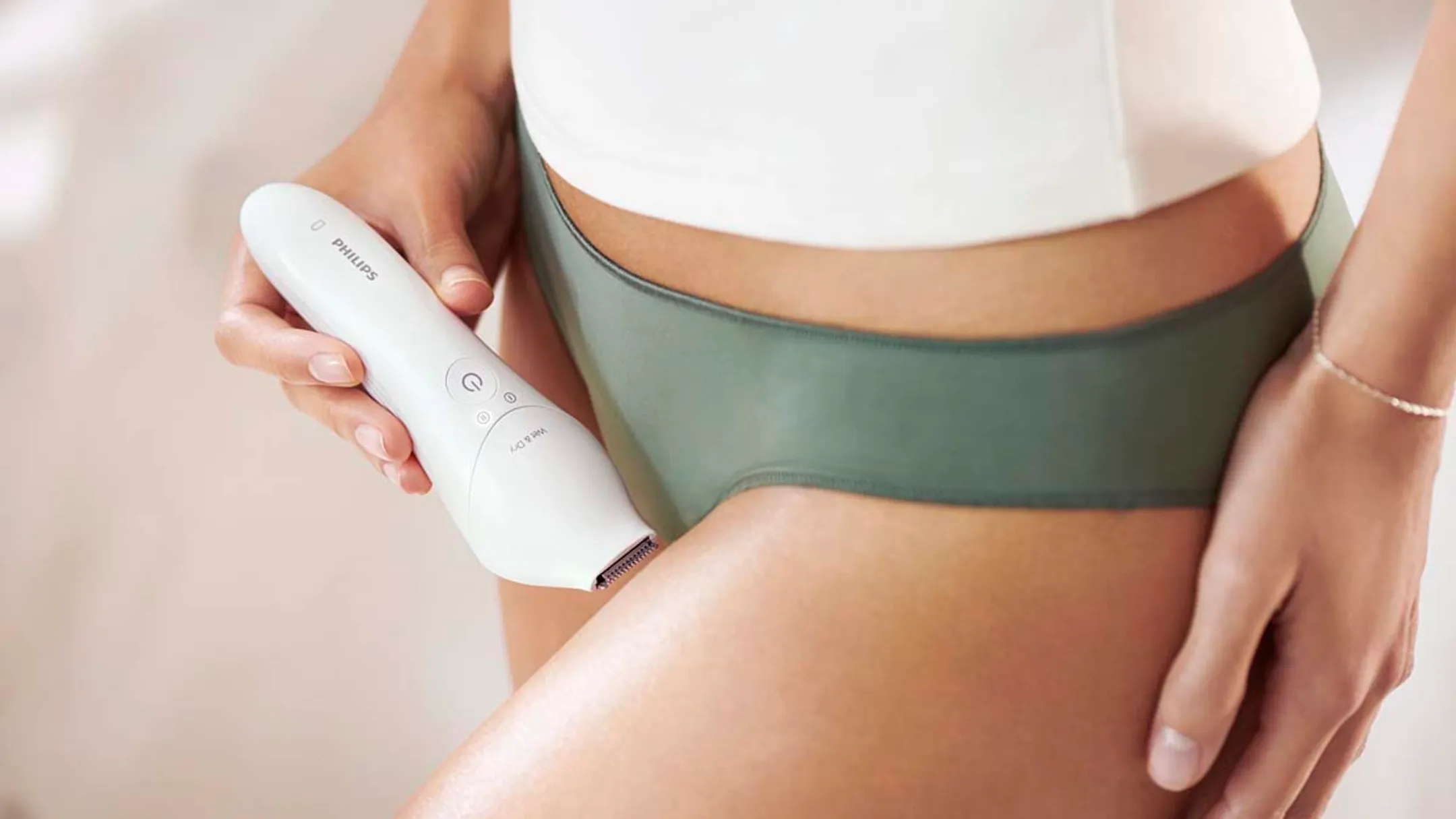 Philips Epilator 8000 Series BRE740/10 Wet & Dry image