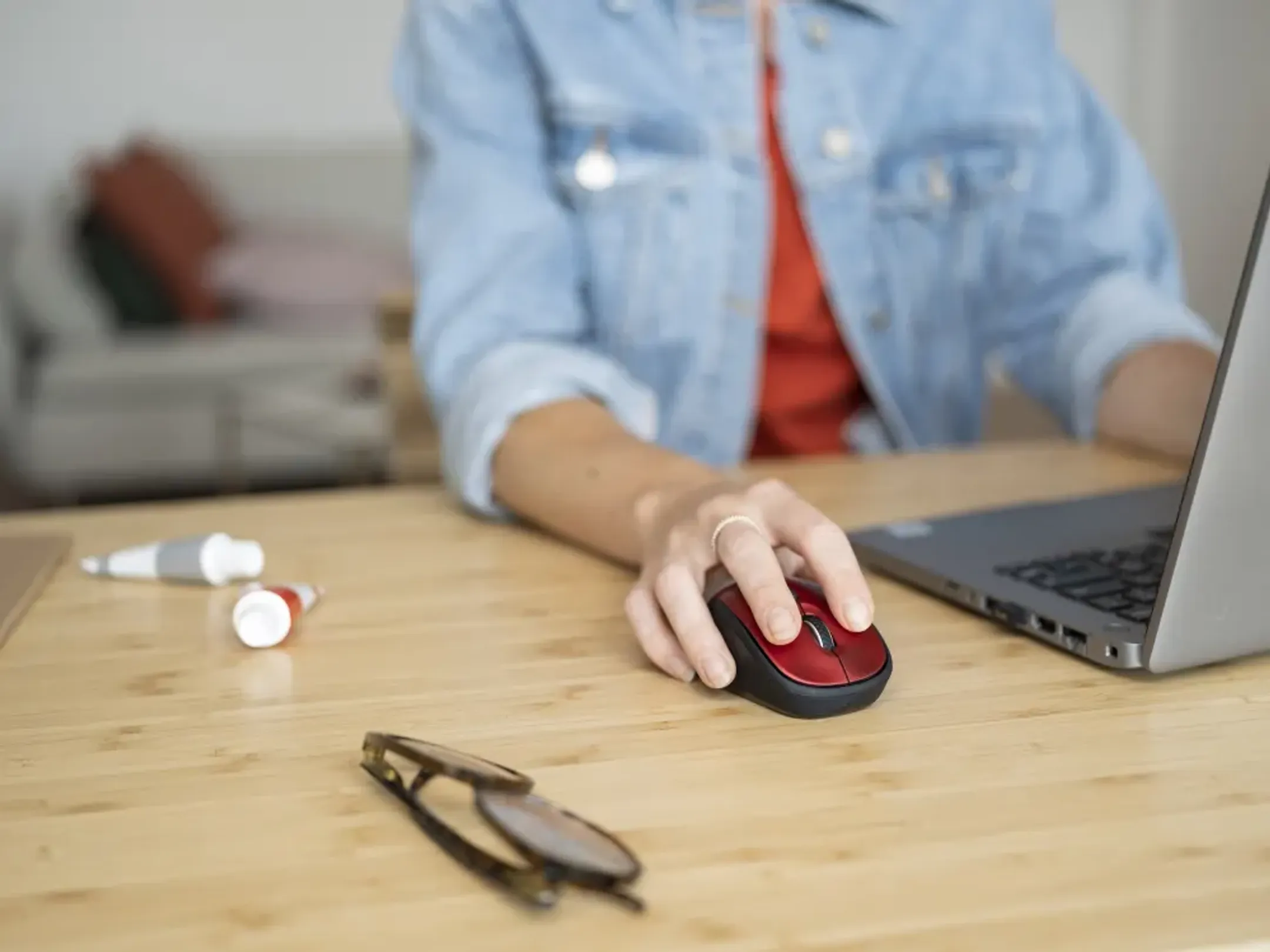 Trust Souris sans fil silencieuse - Rouge image