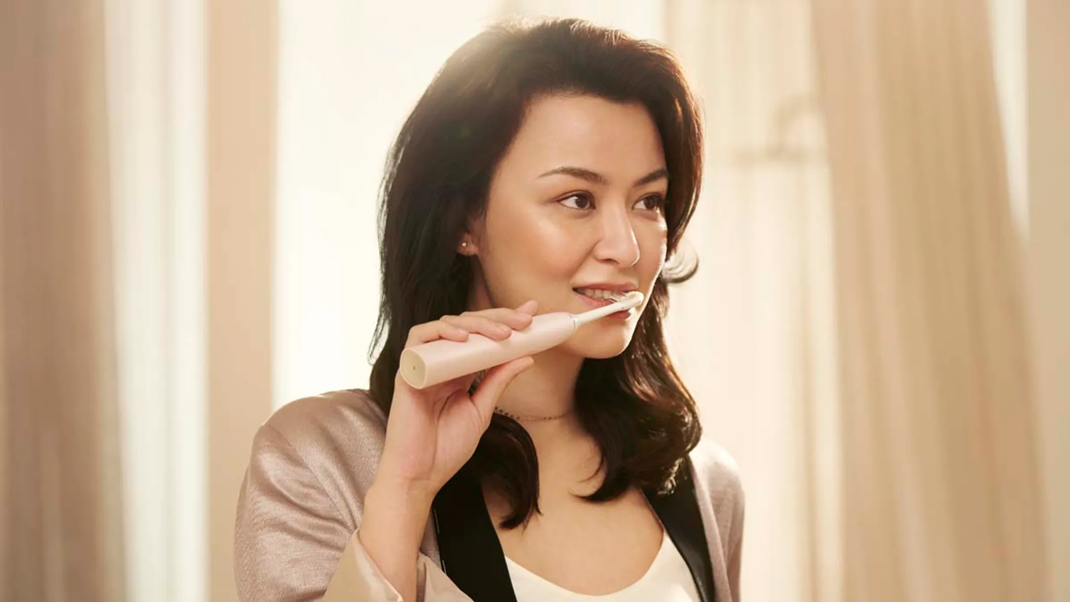 Philips Brosse à dents électrique Sonicare avec SenseIQ HX9992/11 Prestige 9900 Series image