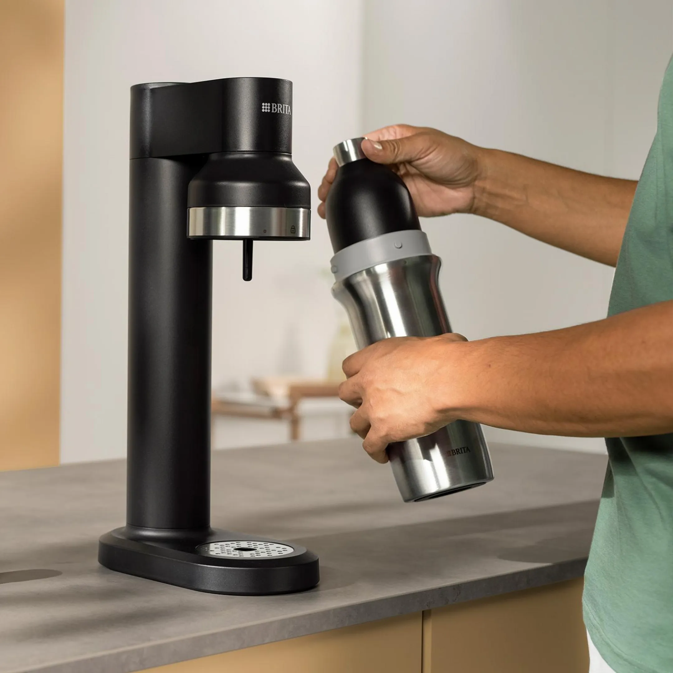 Brita Bruiswatertoestel SodaTRIO ZWART image