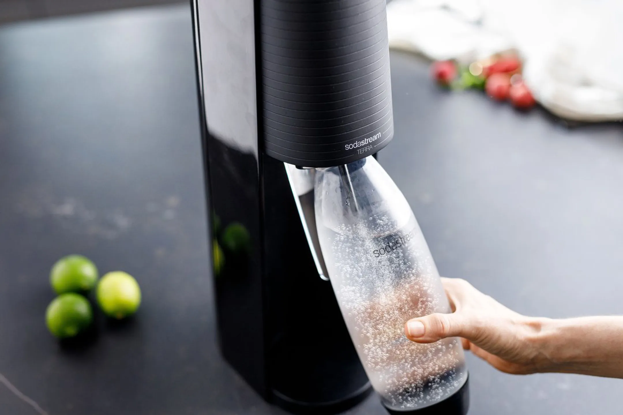 Sodastream Bruiswatertoestel Terra Black inclusief Cilinder Quick Connect image