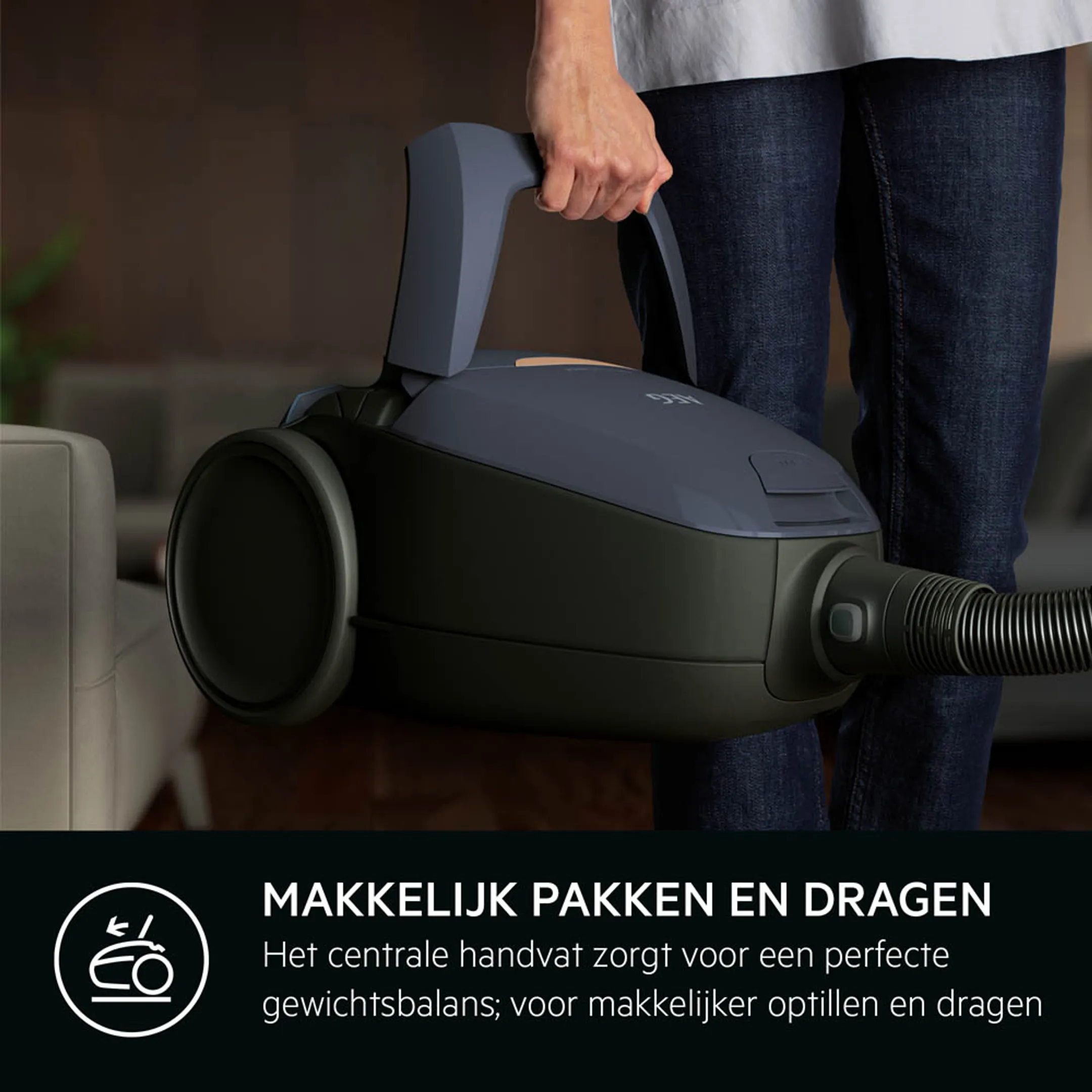 AEG Stofzuiger met zak VX82-1-5DB image