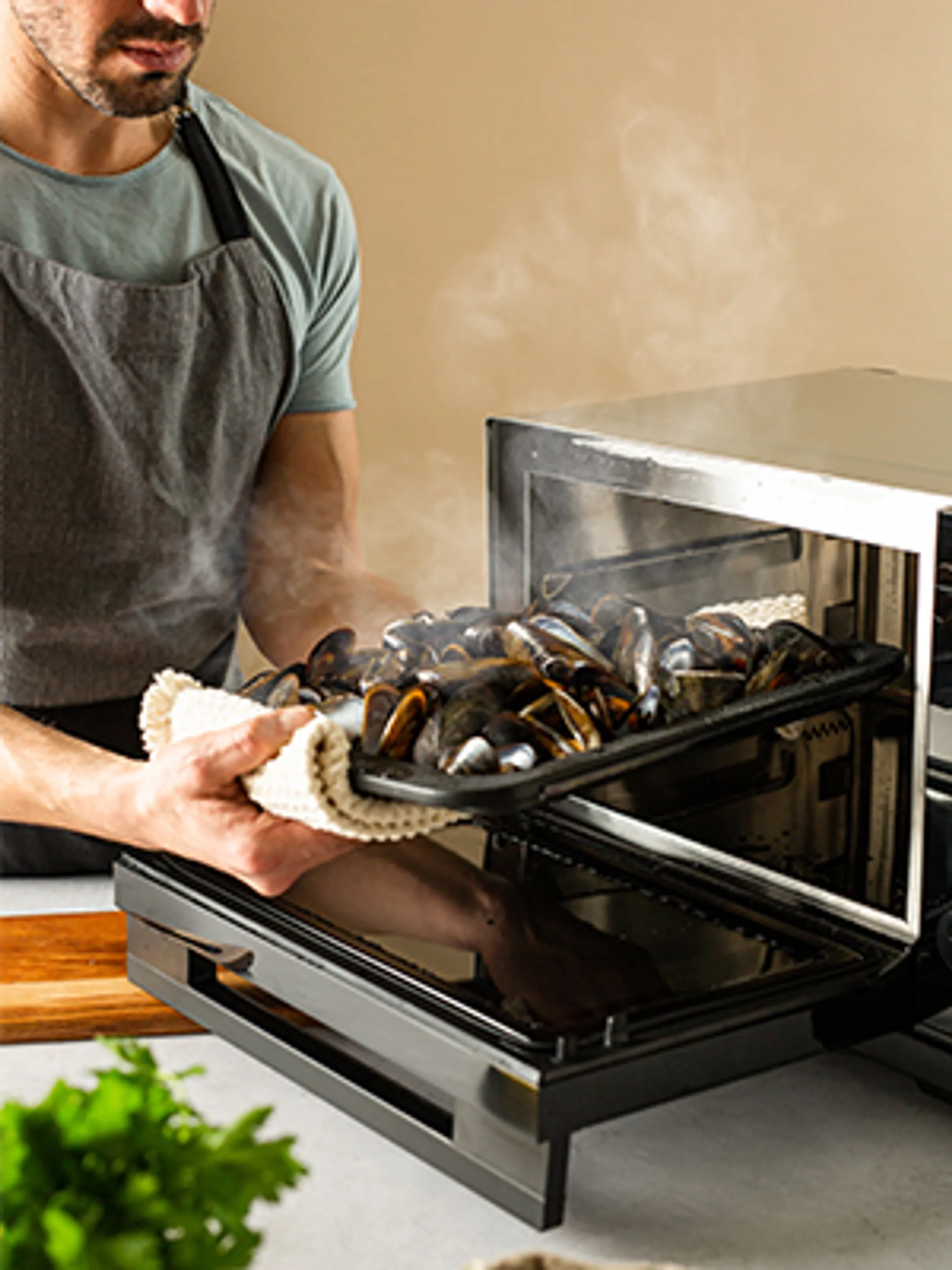 Panasonic Microgolfoven NN-DS59NBEPG image