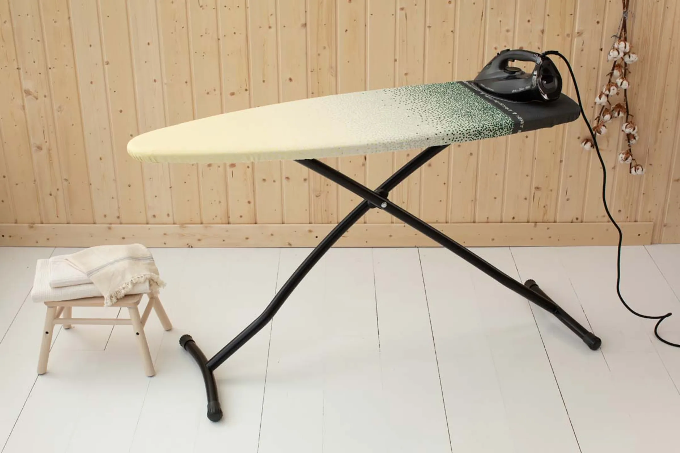 Brabantia Planche à repasser D avec zone repose-fer résistante à la chaleur - 135x45 cm - Coton Fairtrade -New Dawn image