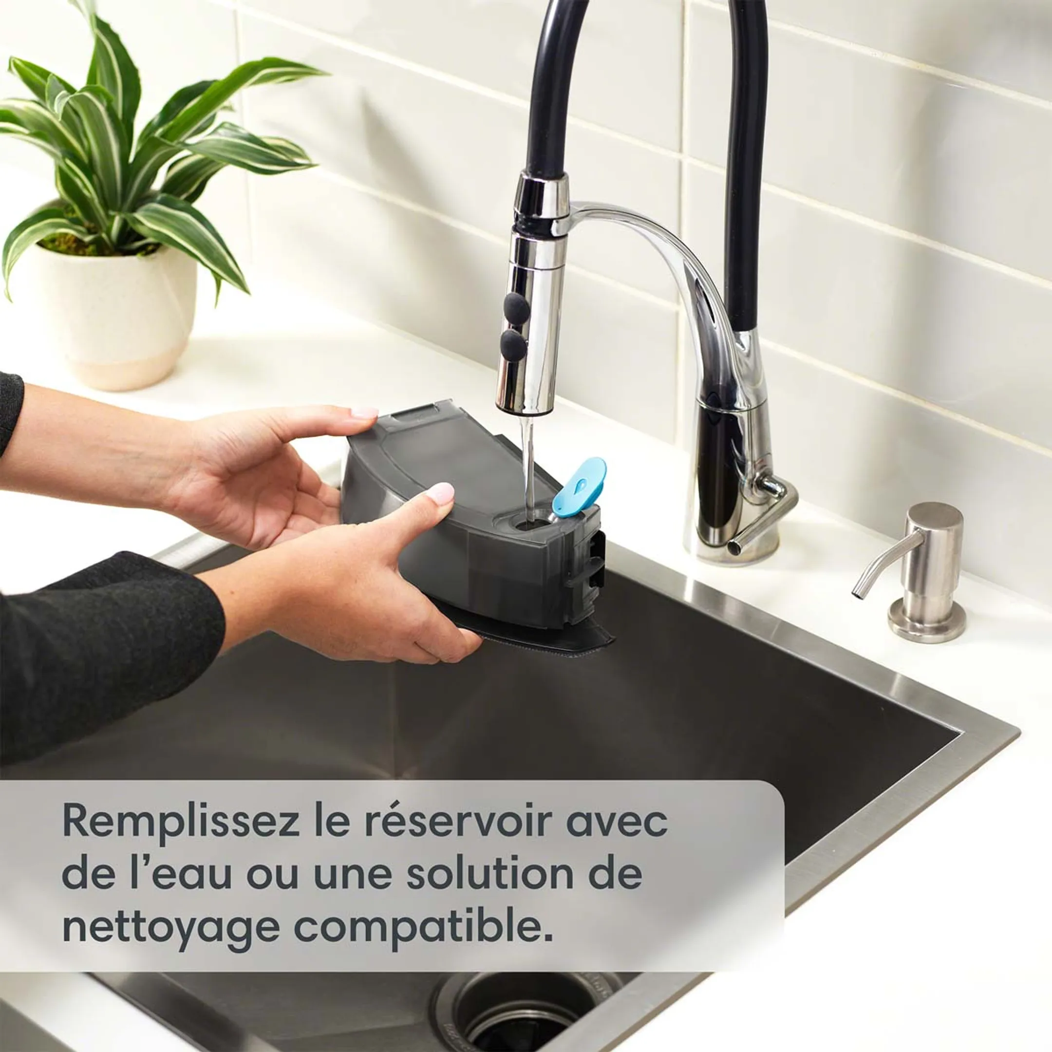 iRobot Aspirateur robot et laveur Roomba i5 Combo i5178 image