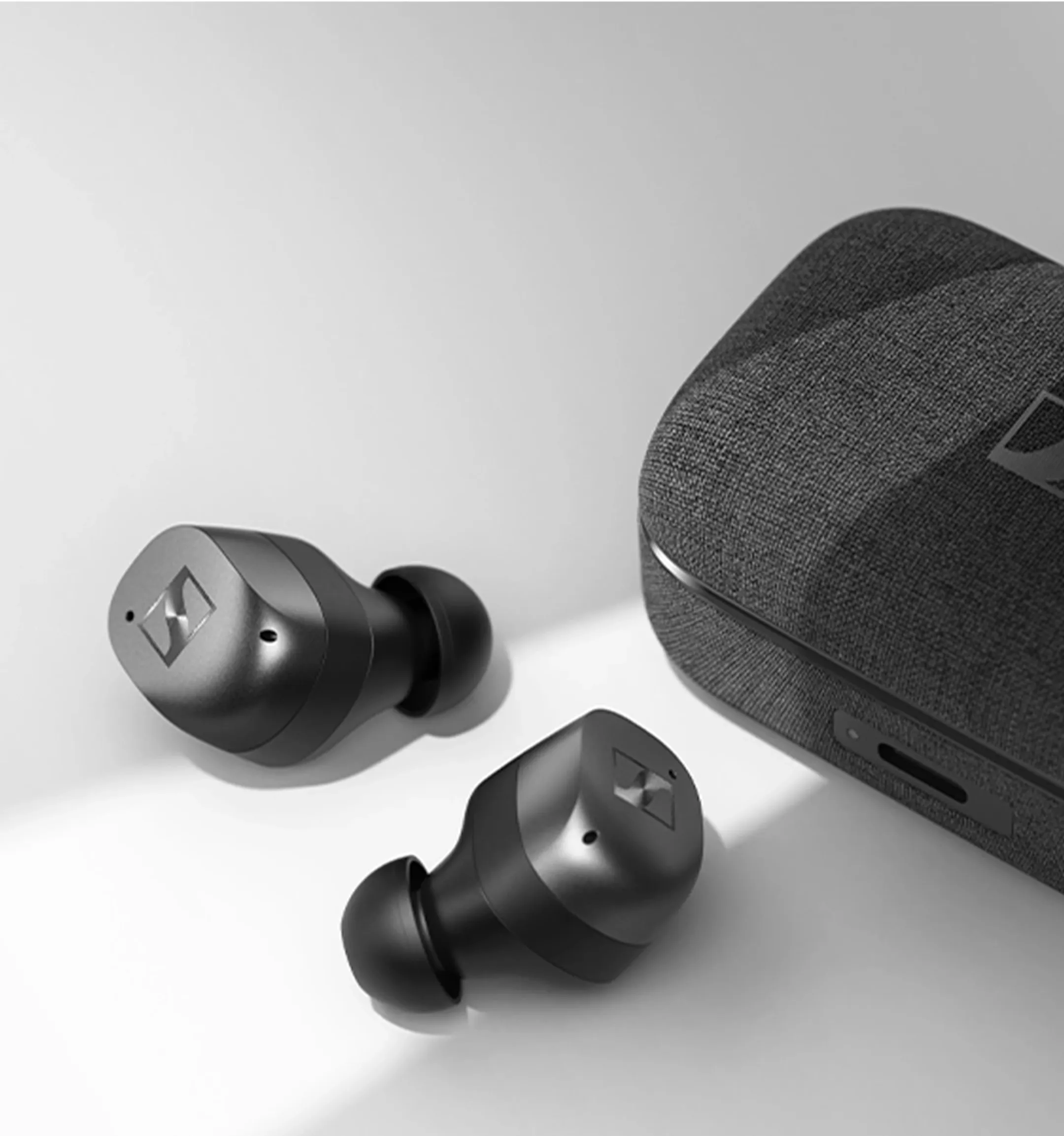 Sennheiser Écouteurs Momentum True Wireless 4 - Graphite image