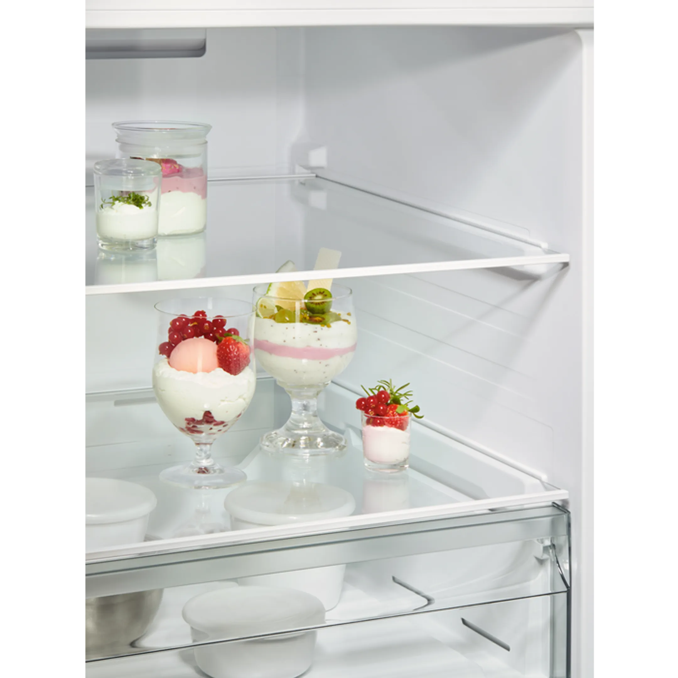 AEG Diepvries OAG7M401DW NoFrost Extra breed 70cm image