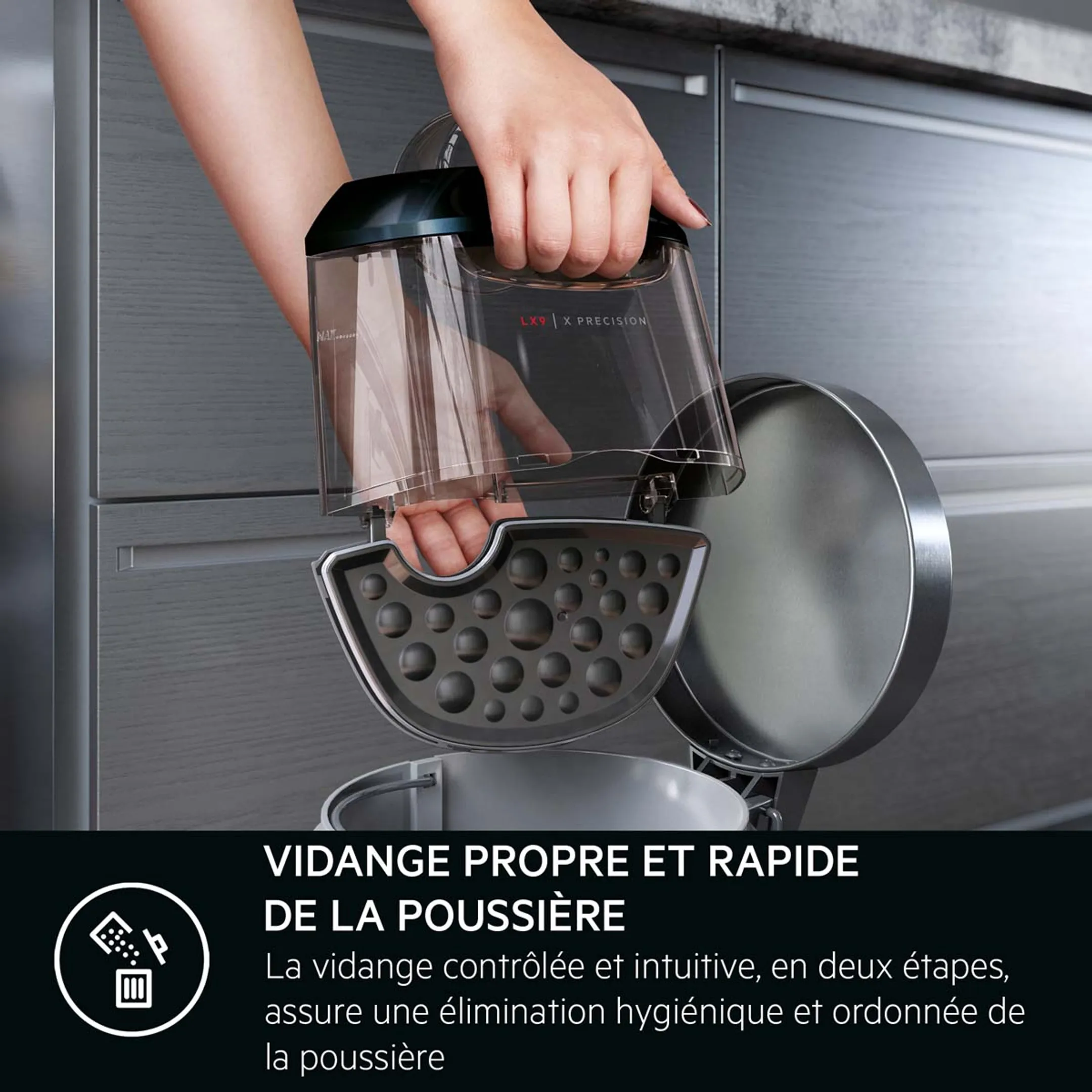 AEG Aspirateur sans sac LX9-3-STM image