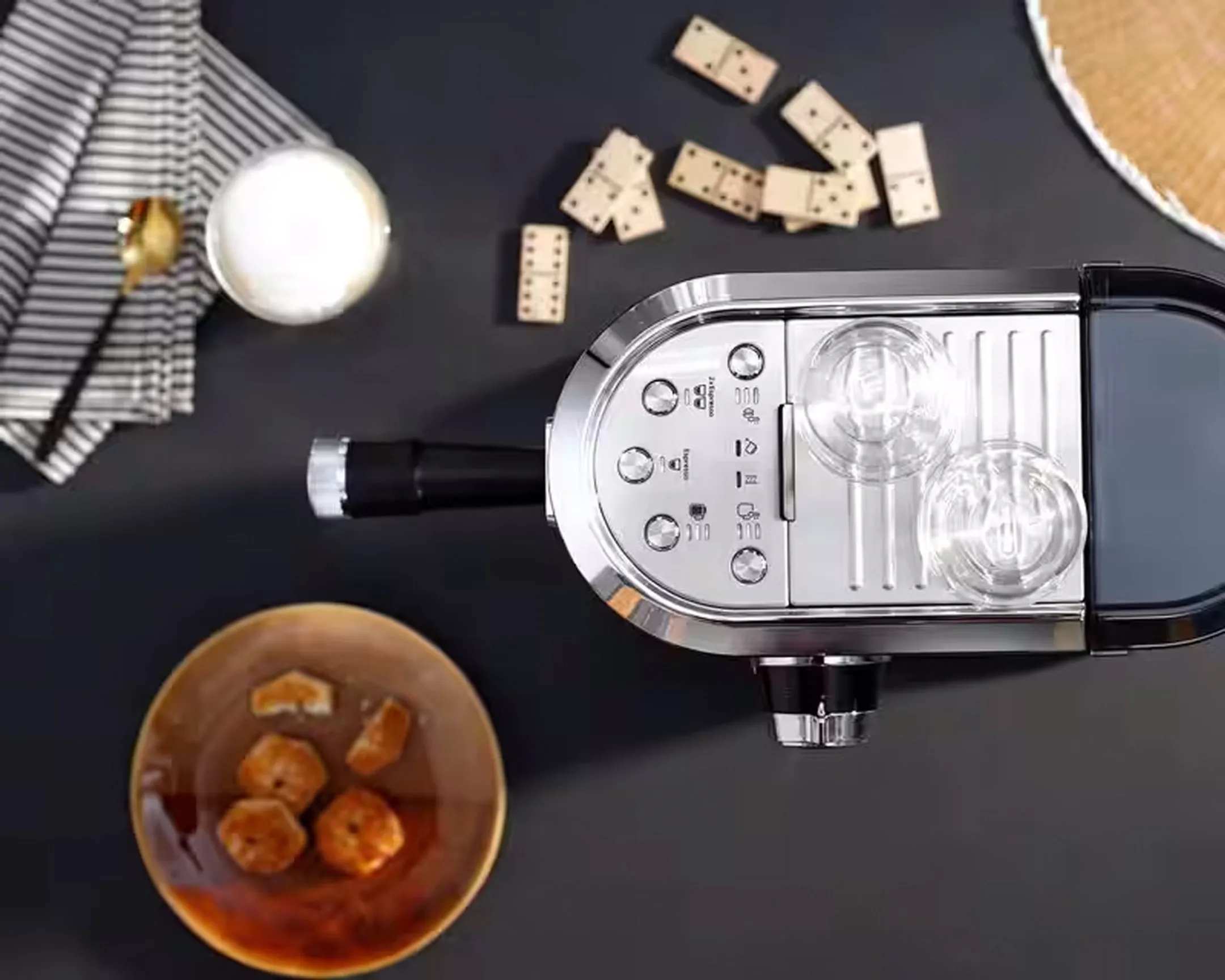 De'Longhi Machine à Expresso à pompe Dedica Maestro Plus EC950.M image