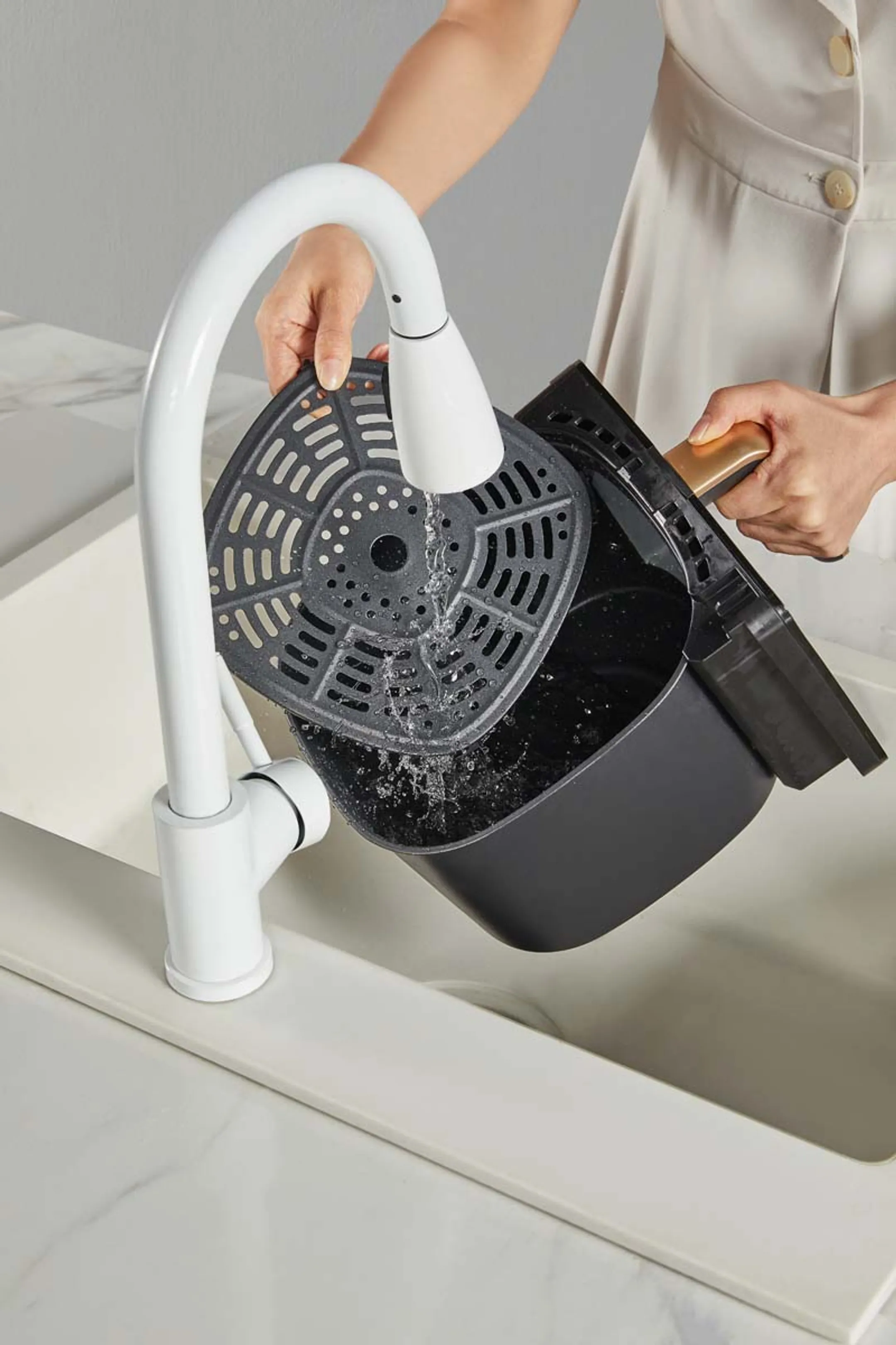 Panasonic Airfryer NF-CC600AXE image