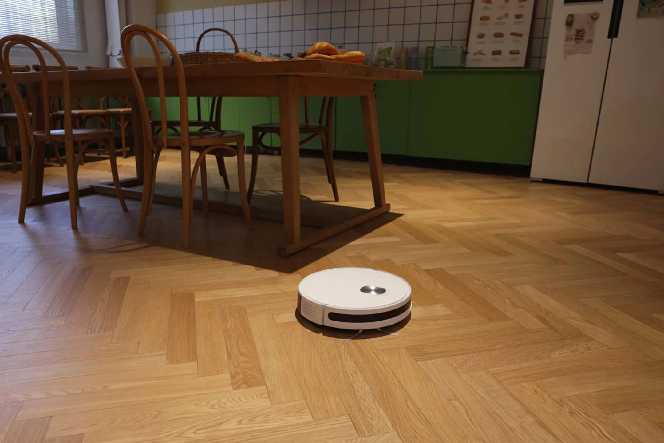 Ezviz Aspirateur robot RC3 image