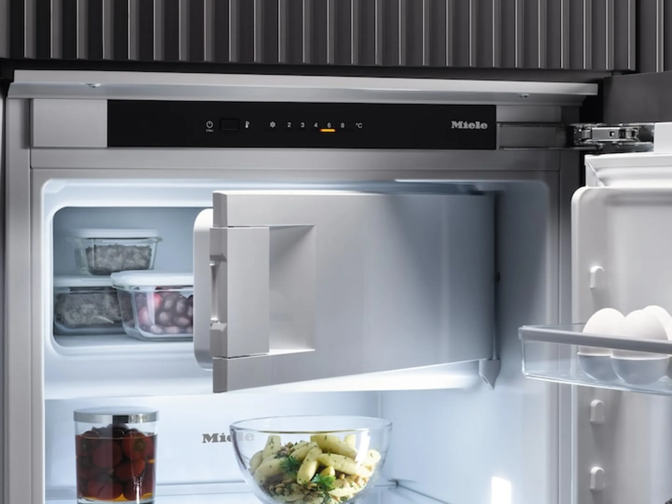 Miele Inbouw koelkast met diepvries K 7216 E image