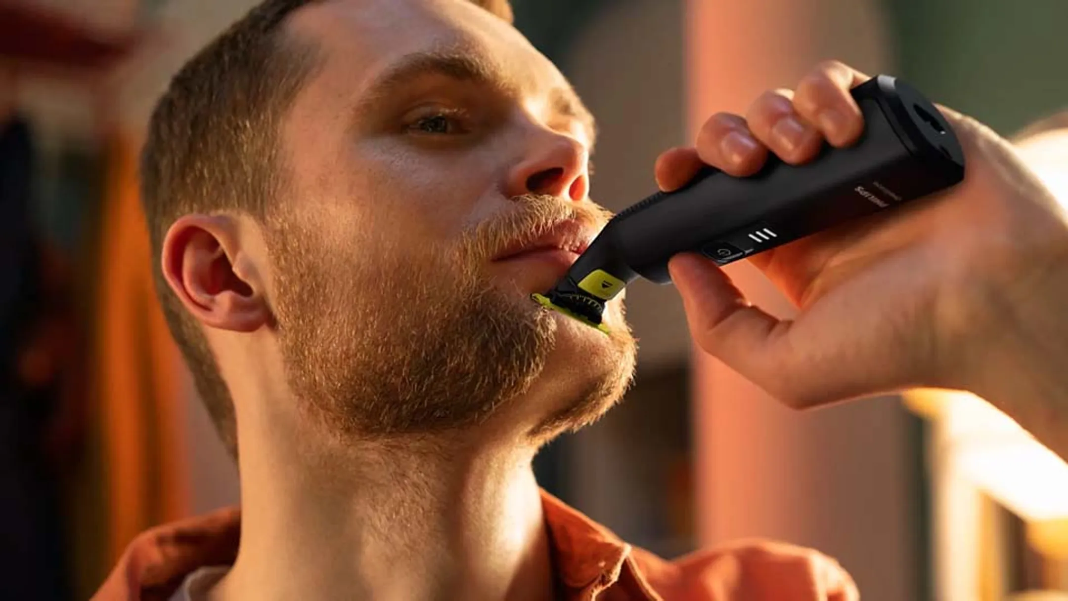 Philips Baardtrimmer OneBlade Pro 360 Face + Body QP6542/15 image