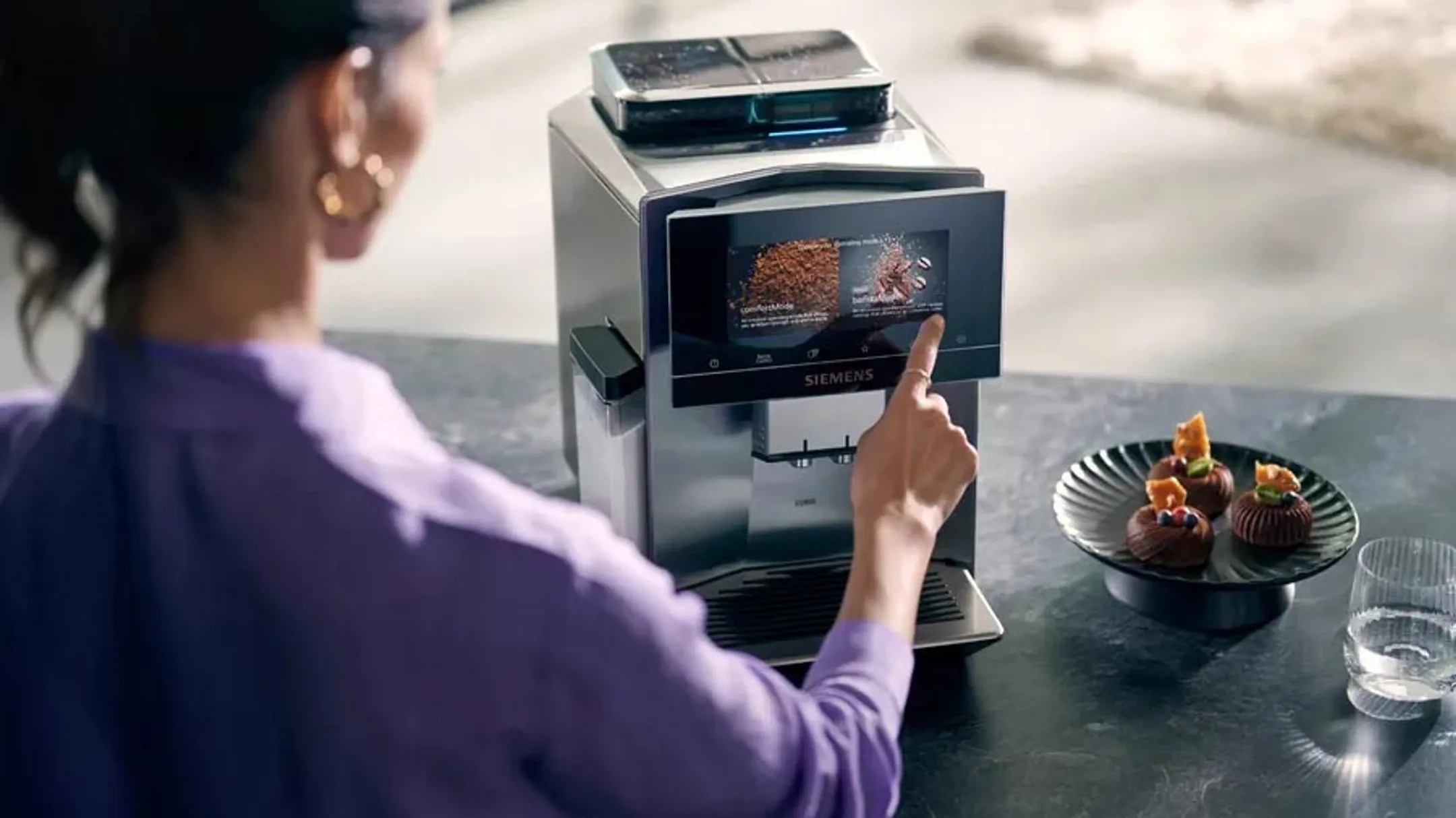 Siemens Volautomatische Espressomachine EQ900 TQ907R03 image