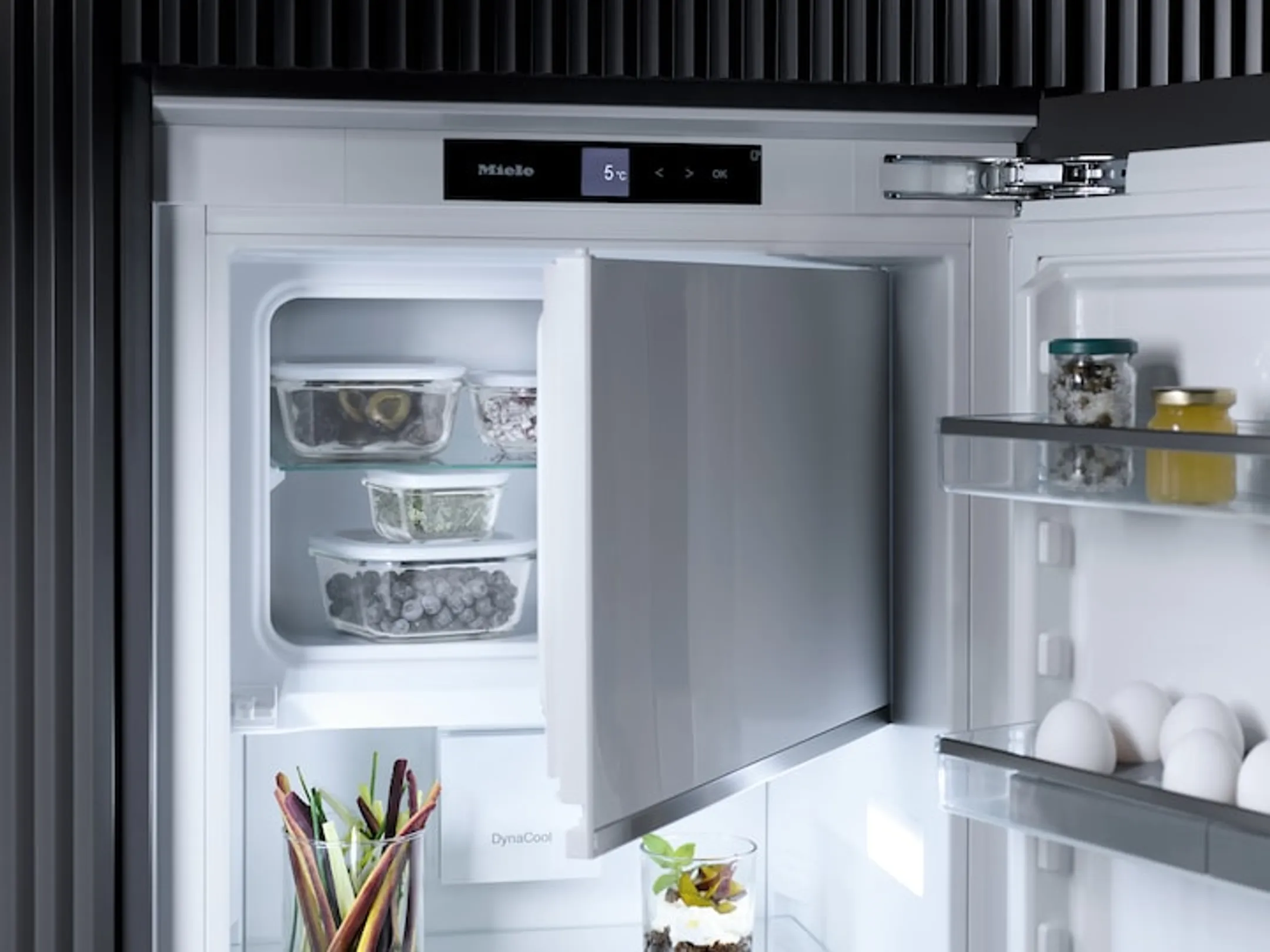 Miele Frigo encastrable K 7438 D image